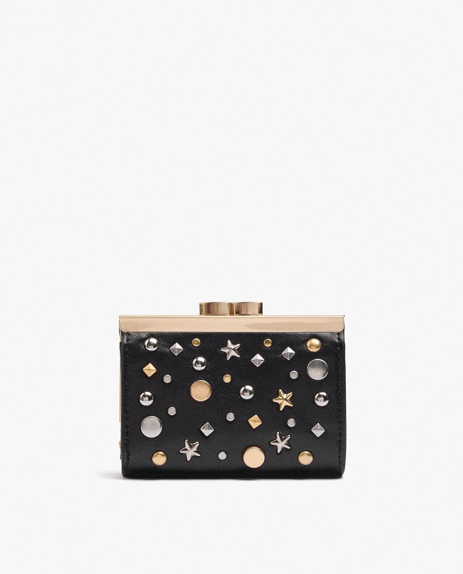 Cartera de mujer pequeña con cierre de botón y abalorios decorativos - Parfois - Negro Negro-1