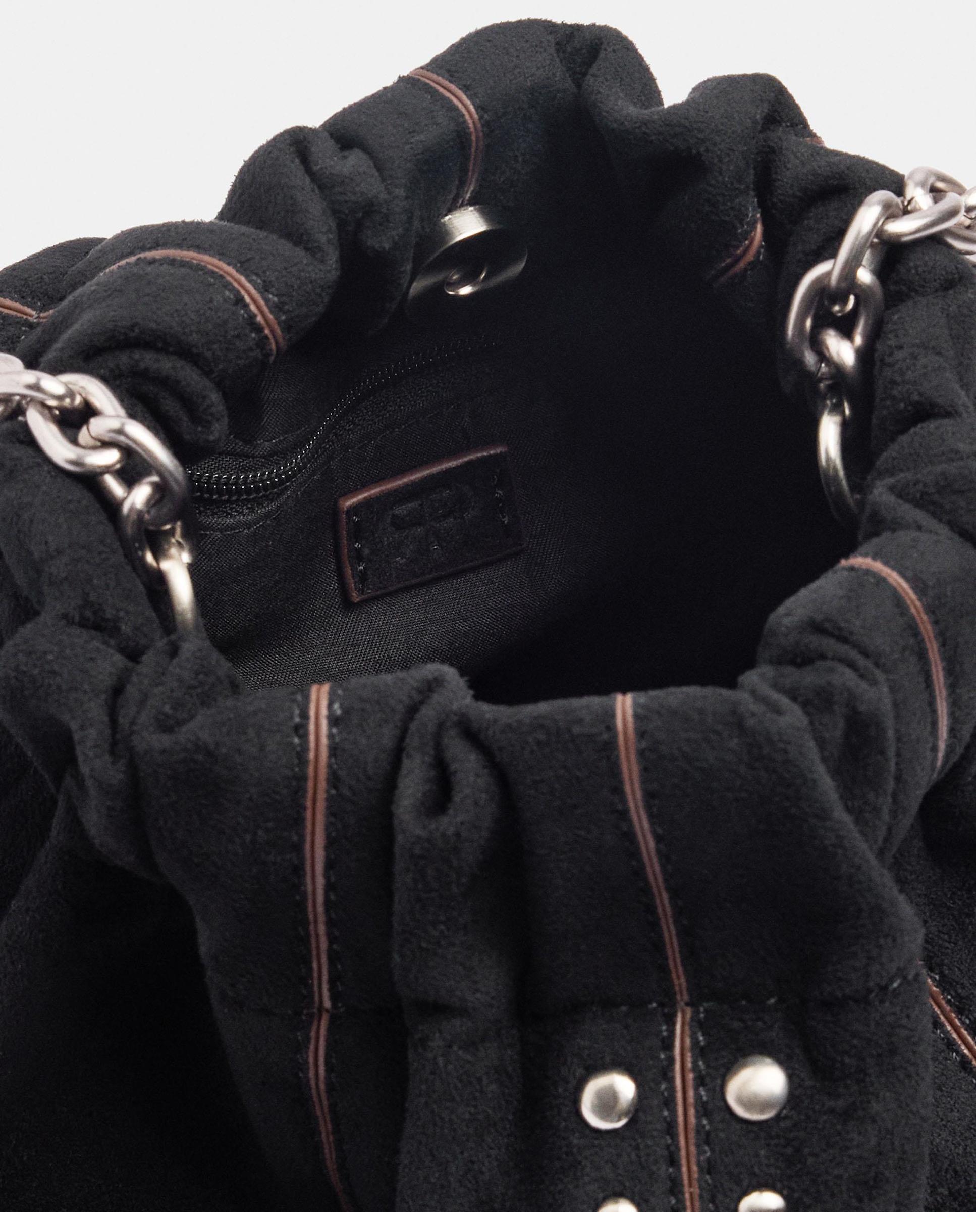 Bolso de hombro estilo cubo con tachuelas decorativas en liso - Parfois - Negro Negro-2