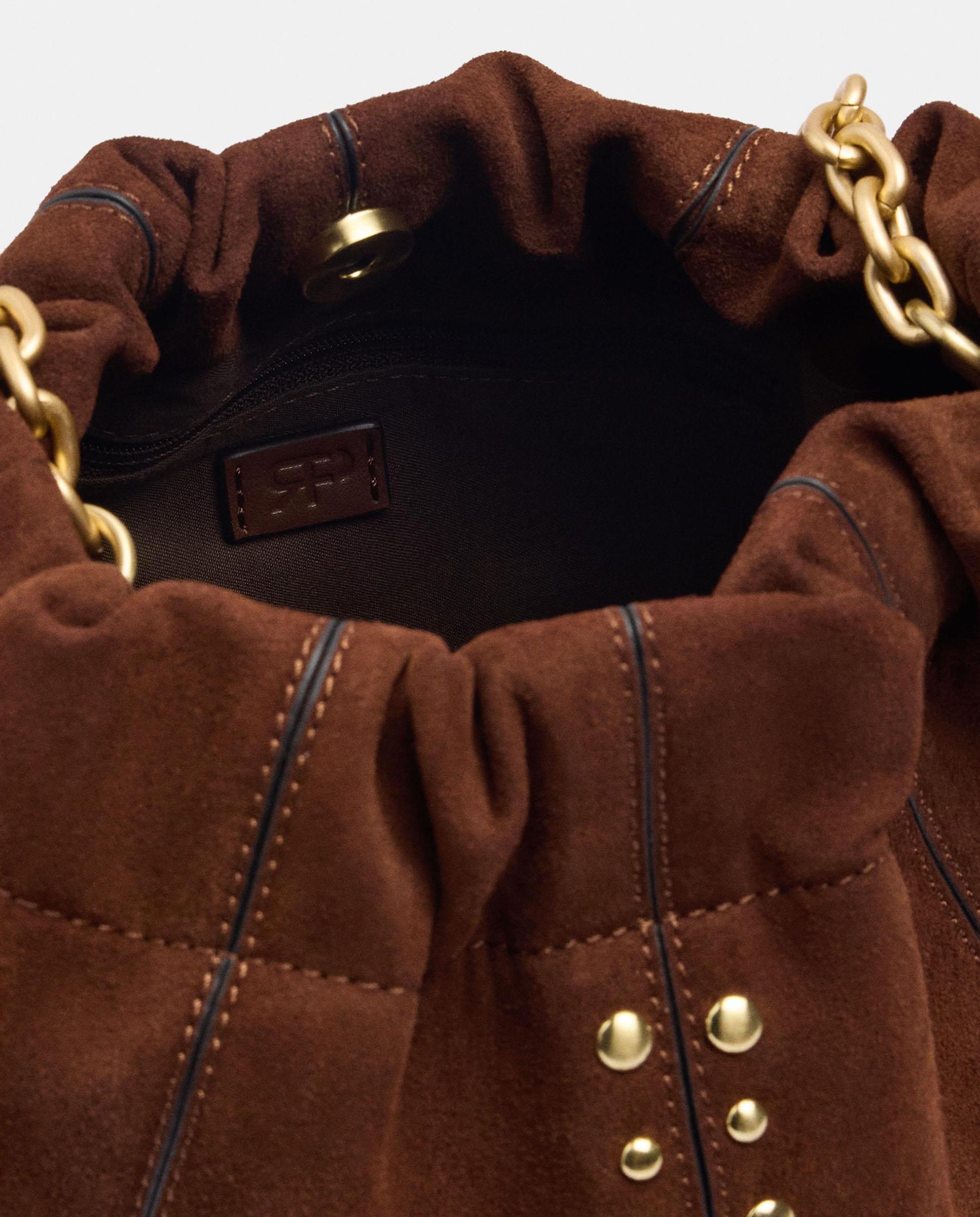 Bolso de hombro estilo cubo con tachuelas decorativas en liso - Parfois - Marrón Marrón-4