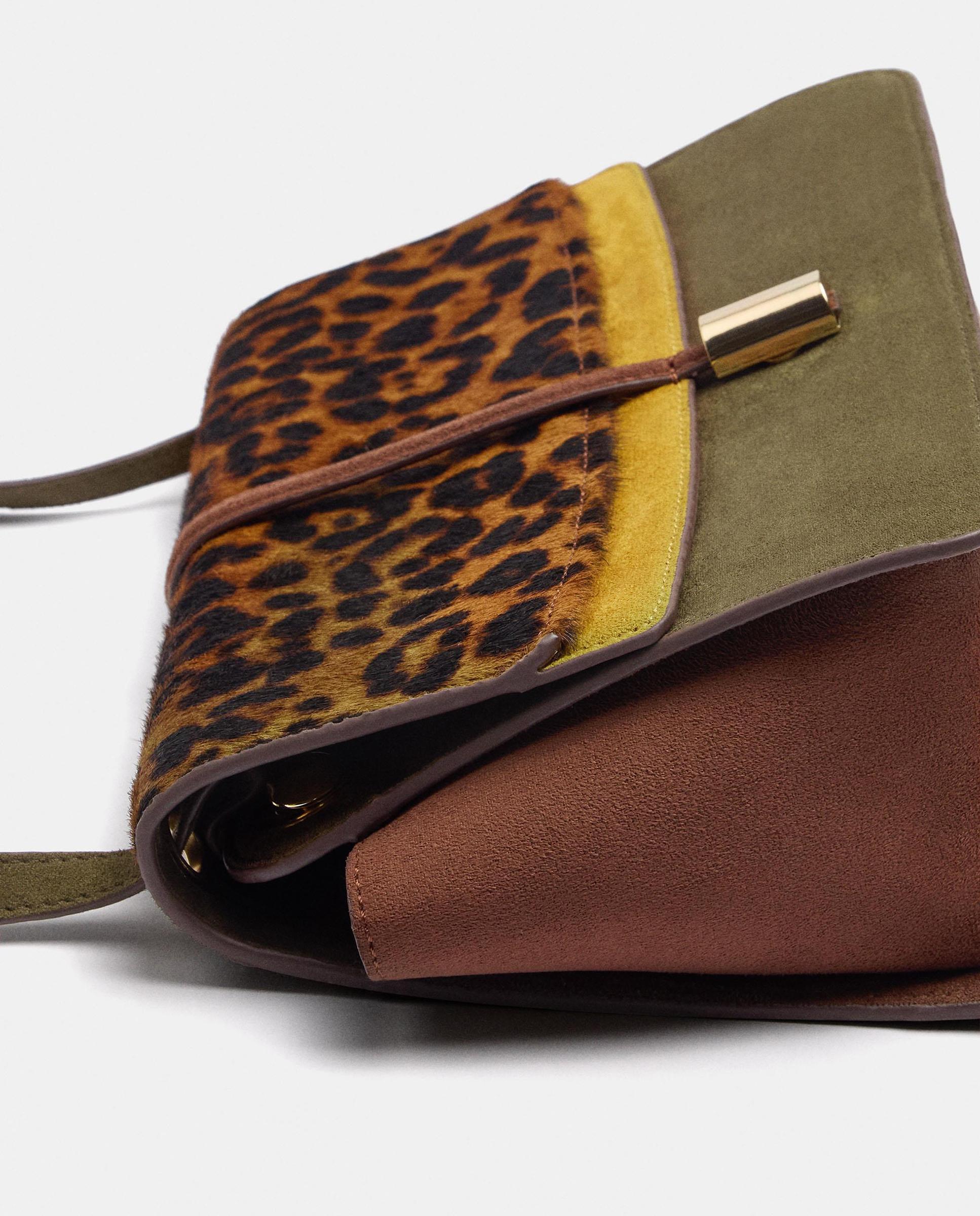 Bandolera de mujer con solapa y pelito exterior con cierre imantado y estampado animal print - Parfois - Multicolor Multicolor-3
