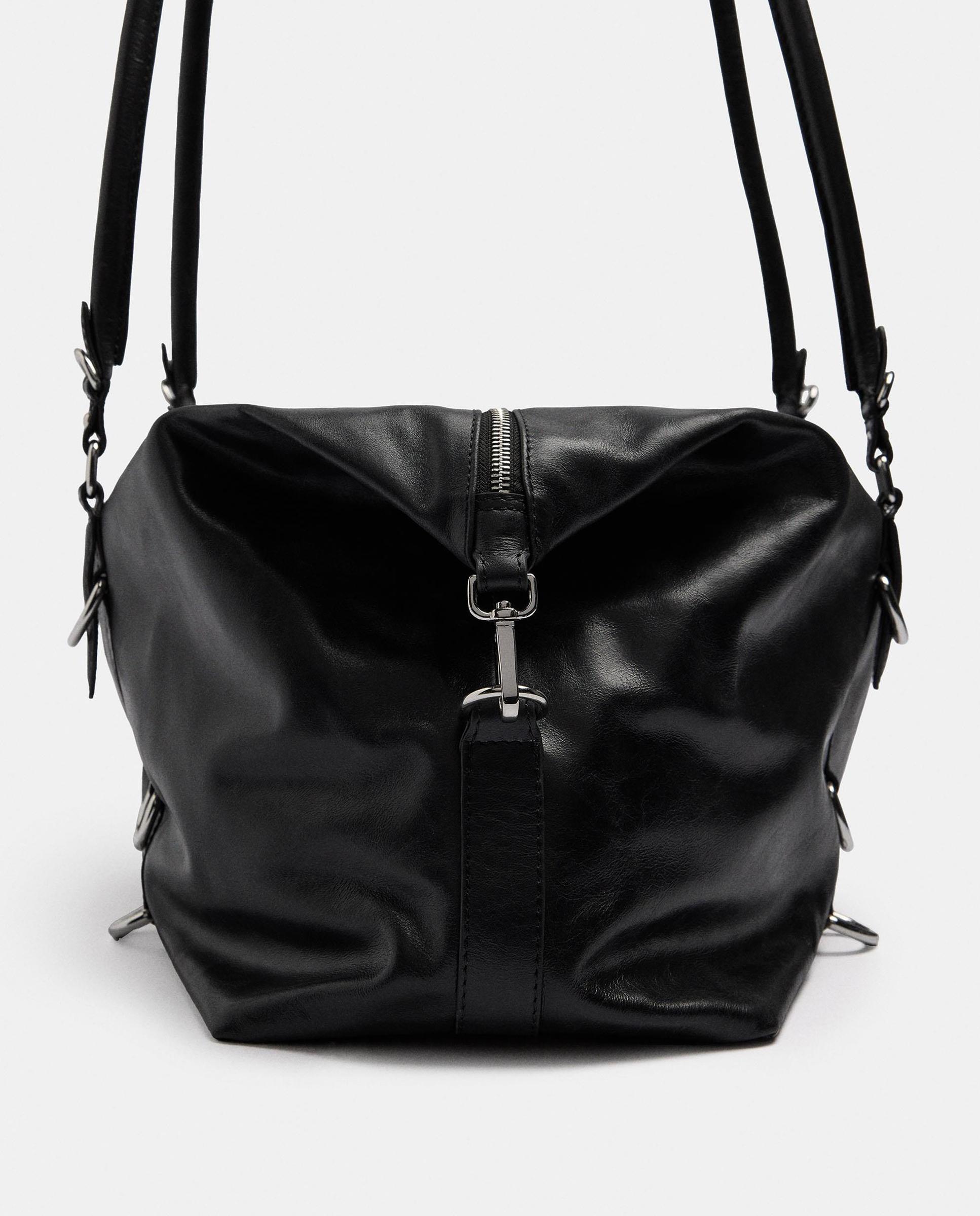 Shopper 100% piel con hebillas decorativas y cierre de cremallera en liso - Parfois - Negro Negro-3