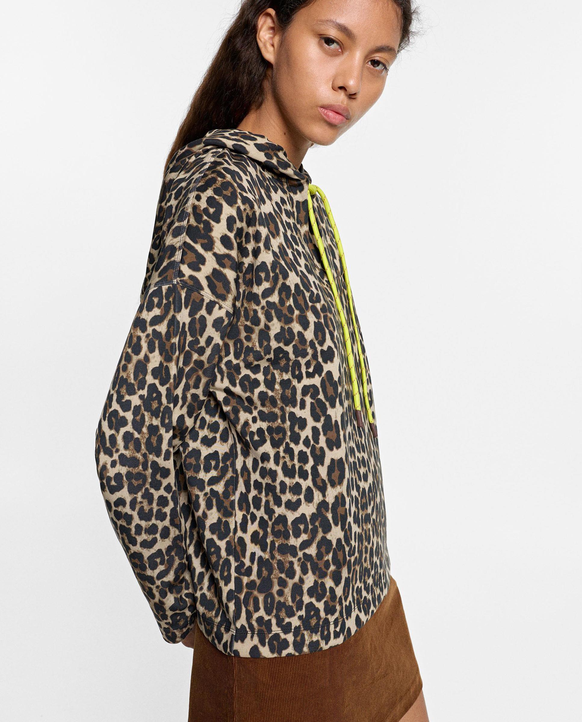 Sudadera de mujer con capucha y estampado animal print - Parfois - Multicolor Multicolor-3