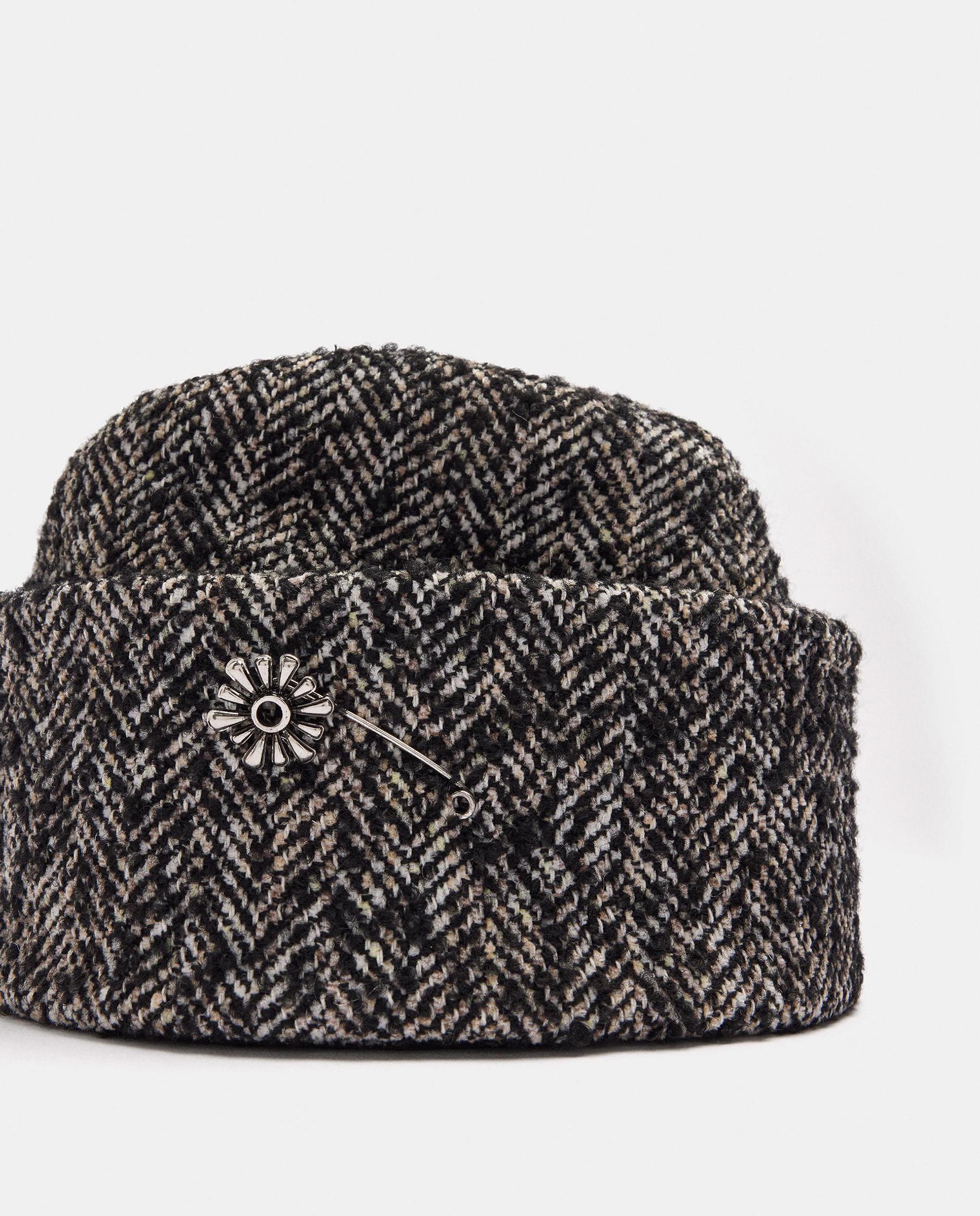 Imagen 3 de Gorro de mujer estilo pillbox con estampado de cenefas - Parfois - Multicolor Multicolor