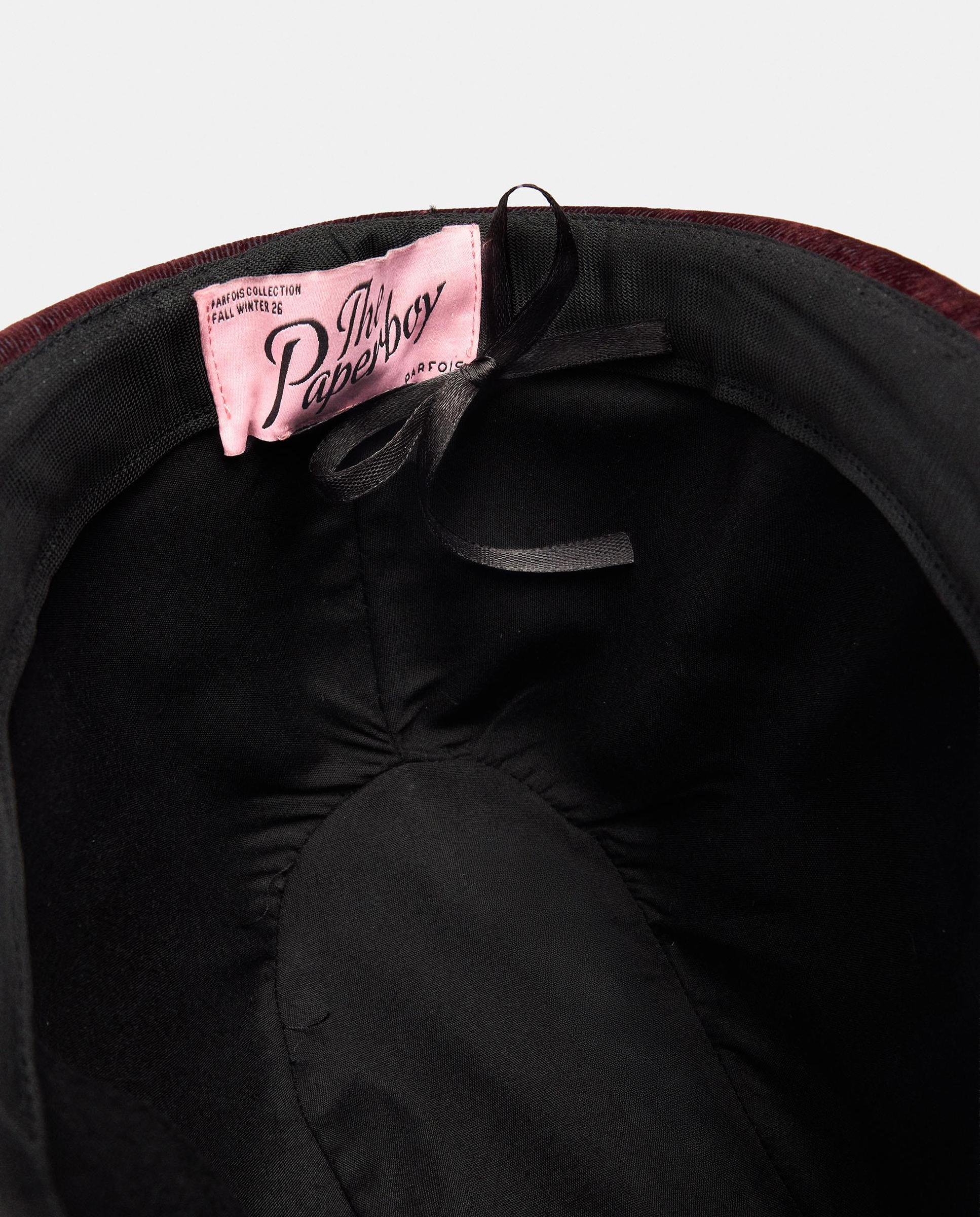 Imagen 4 de Gorro de mujer estilo pillbox con abalorio de flor decorativo - Parfois - Burdeos Burdeos