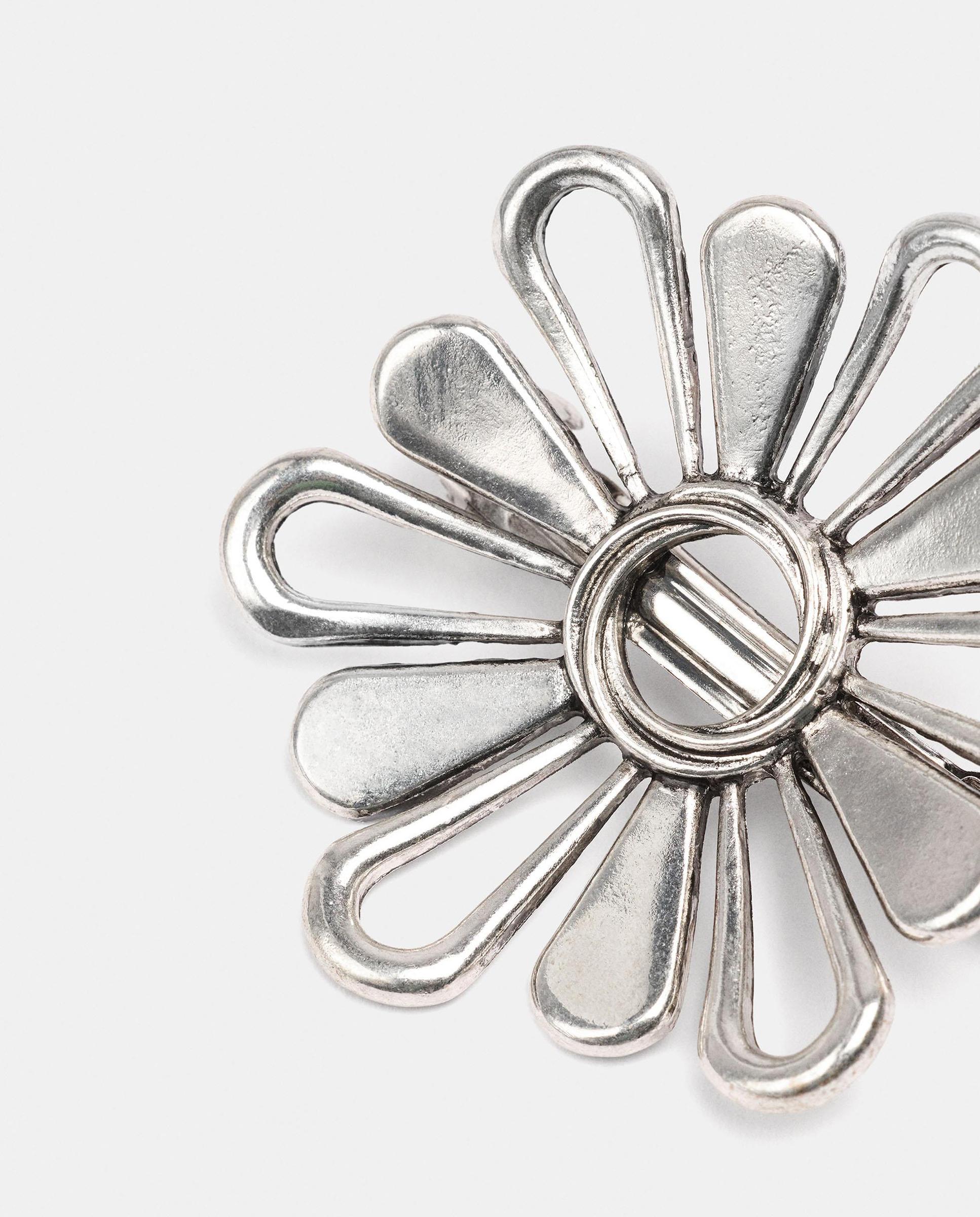 Pinza para el pelo con forma de flor - Parfois - Plata Plata-3