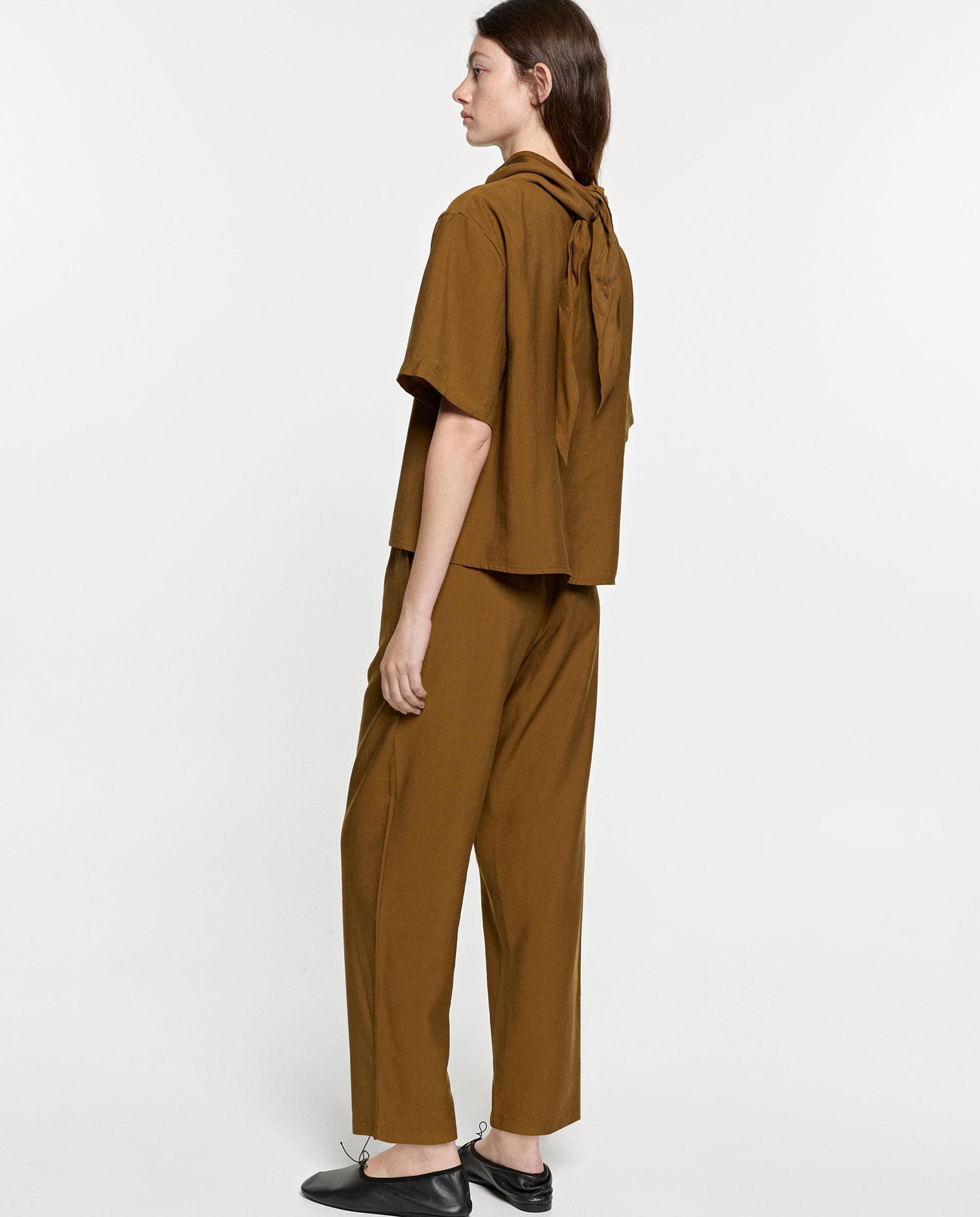 Pantalones anchos de mujer con cintura elástica en liso - Parfois - Camel Camel-4