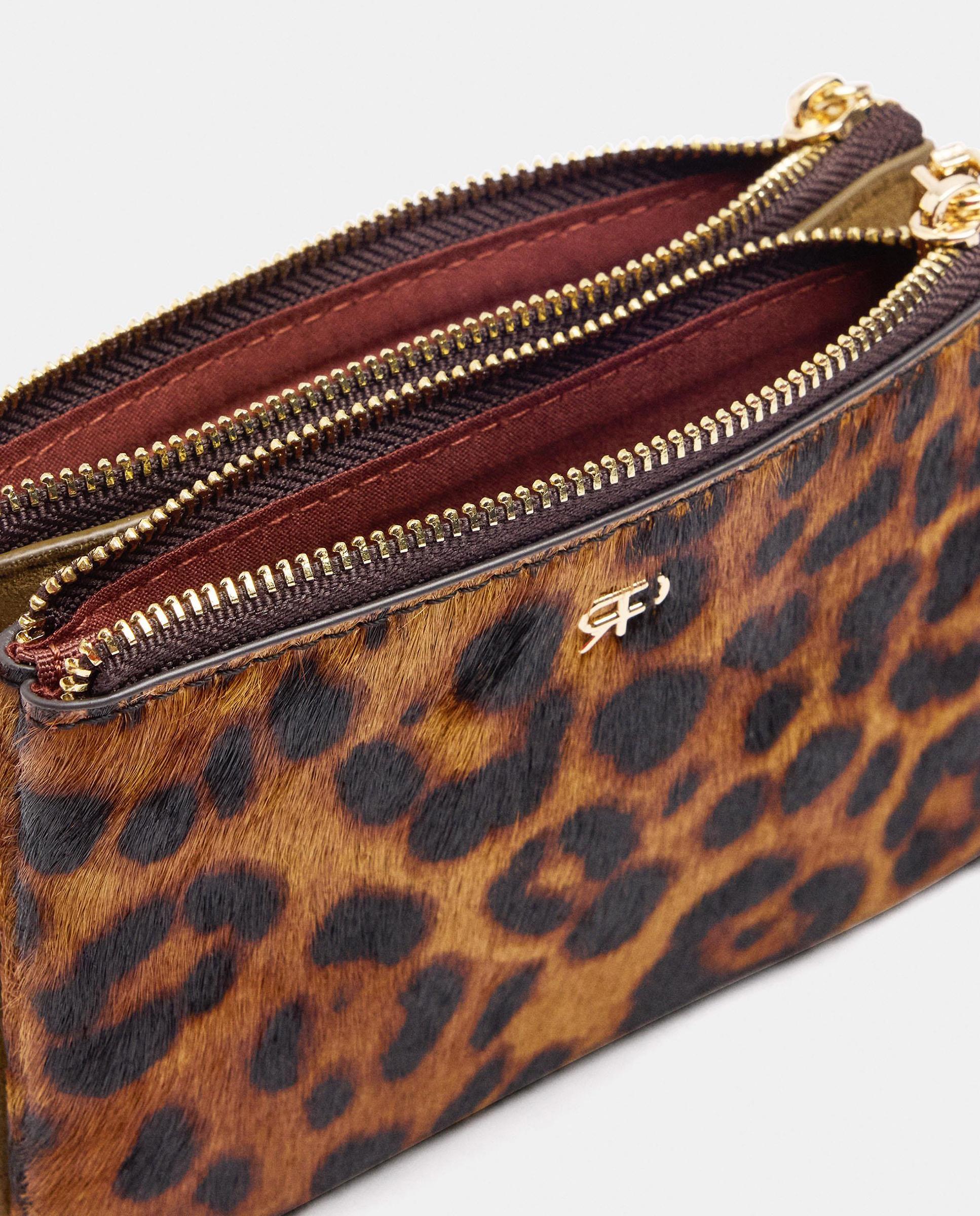Monedero de mujer pequeño con cierre de cremallera con estampado animal print - Parfois - Multicolor Multicolor-4