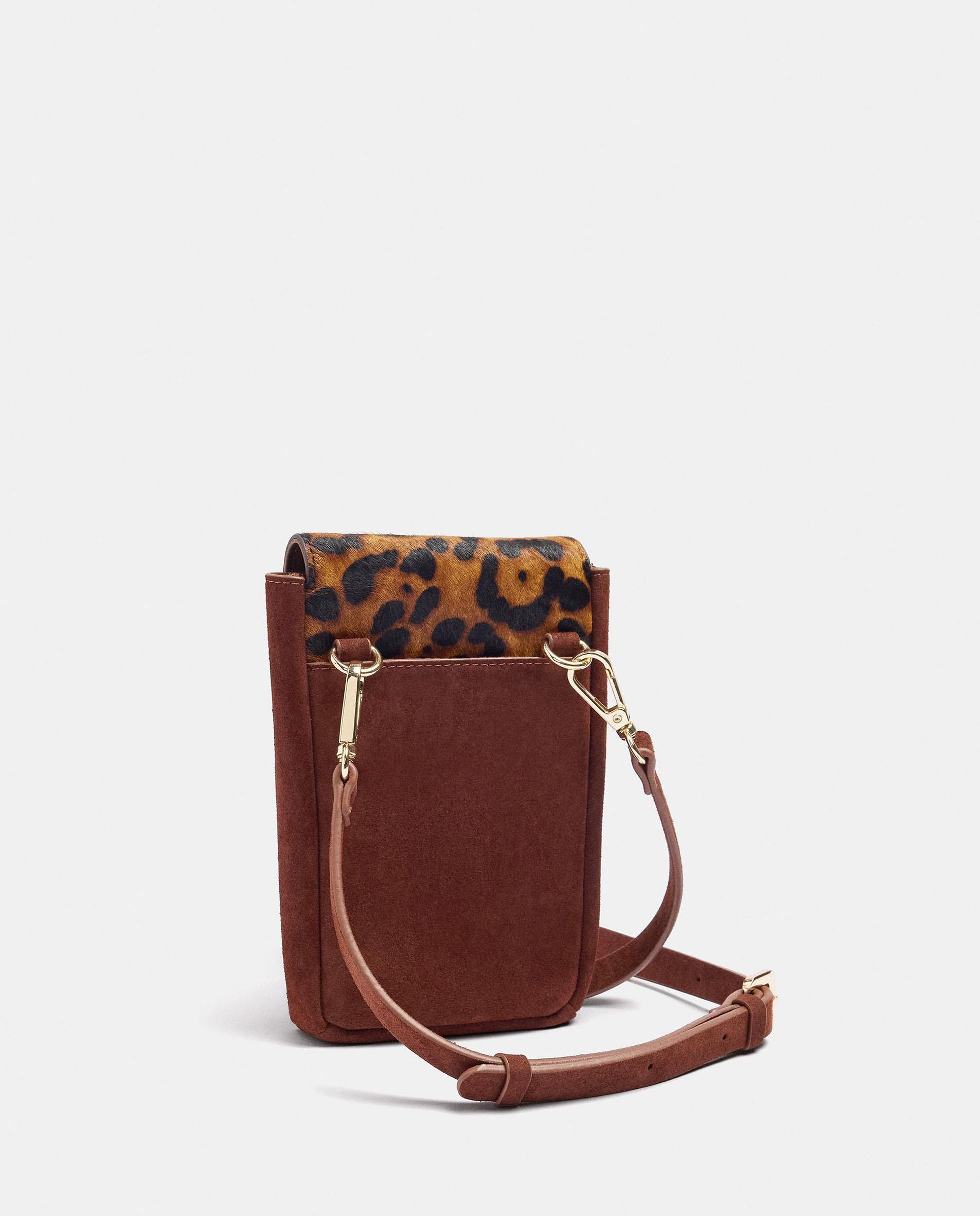Imagen 2 de Bolso para móvil convertible a bandolera con estampado animal print - Parfois - Marrón Marrón