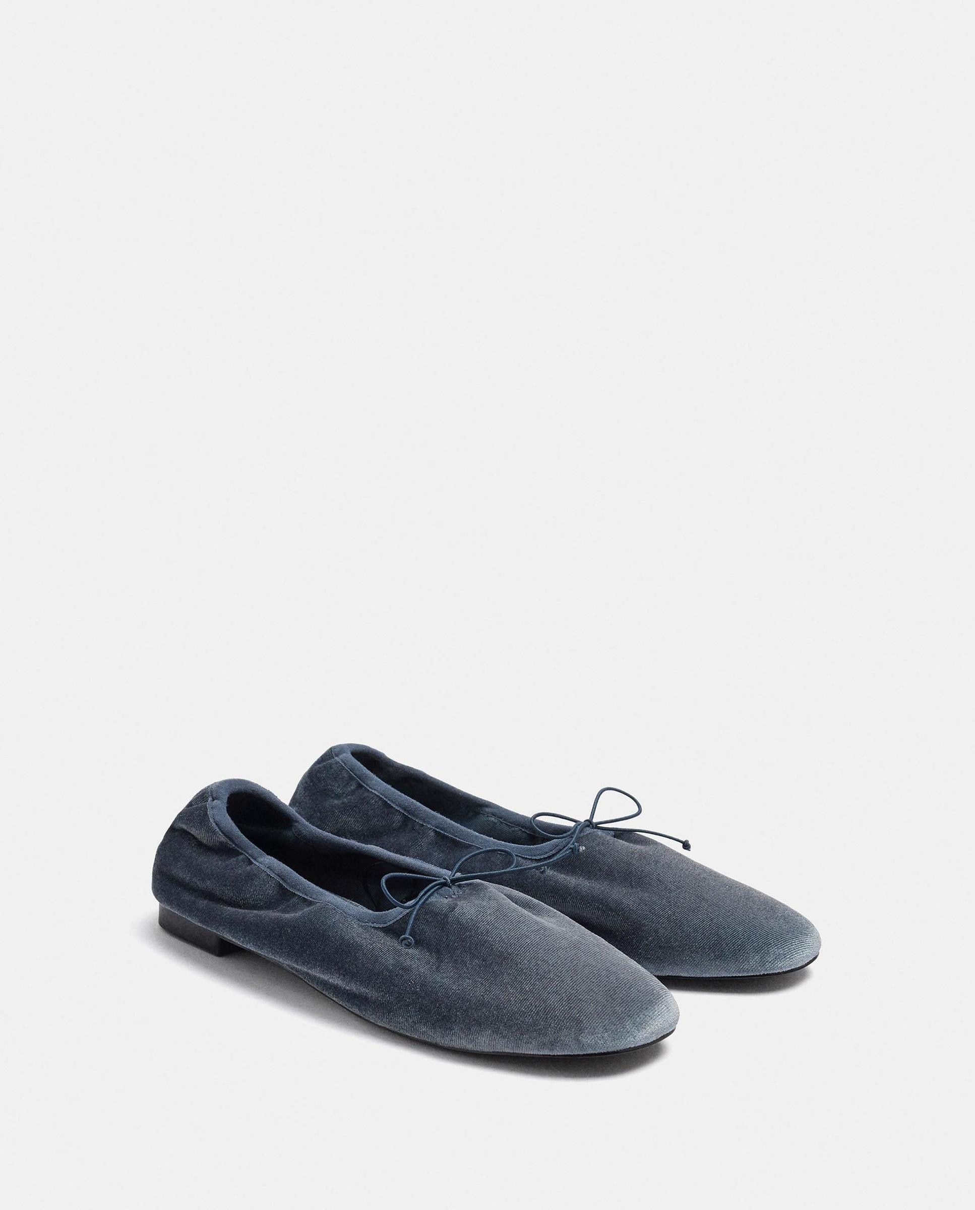 Imagen 3 de Bailarinas planas de mujer con detalle de lazada en liso - Parfois - Azul claro Azul claro