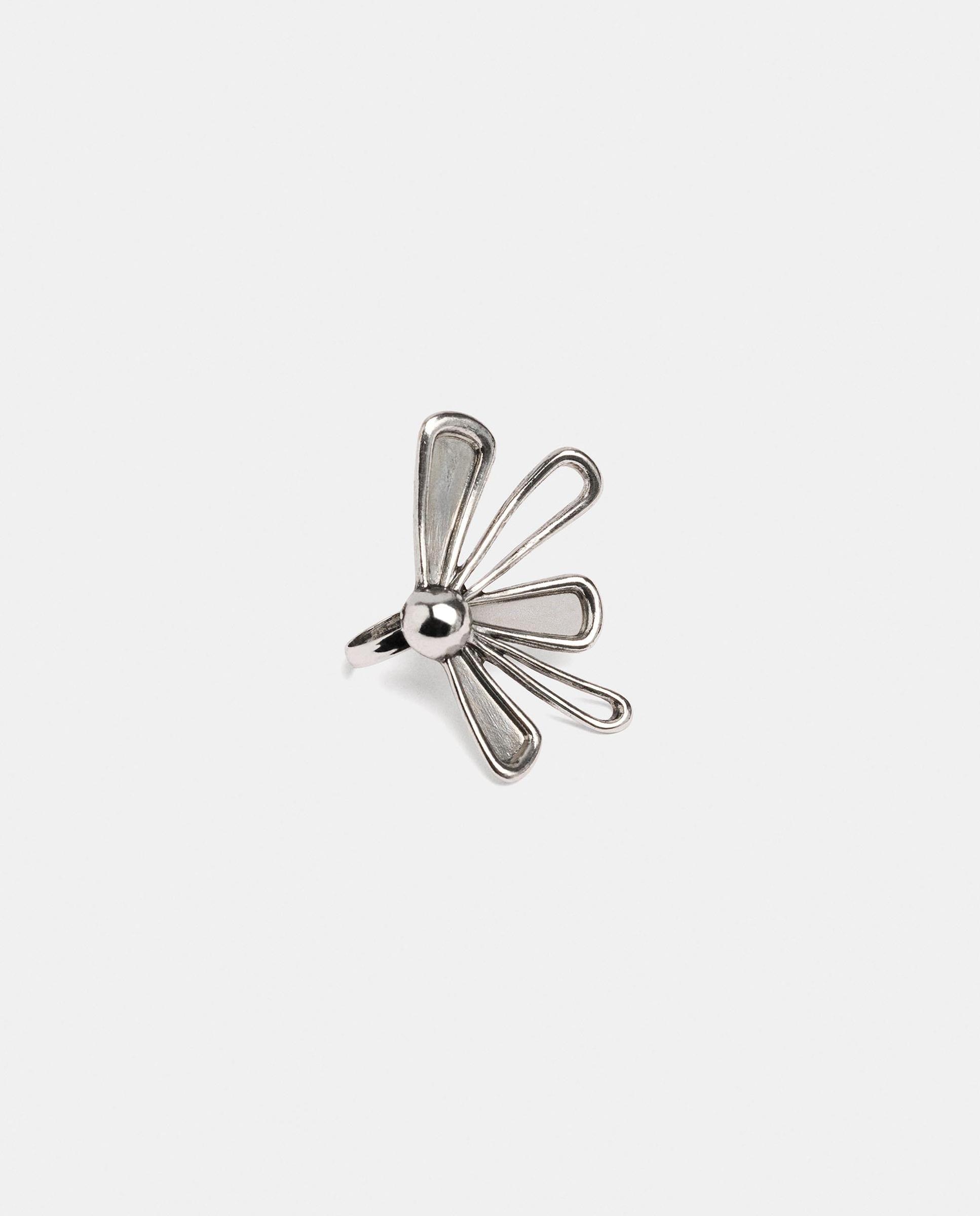 Anillo con forma de flor en liso - Parfois - Plateado Plateado-3