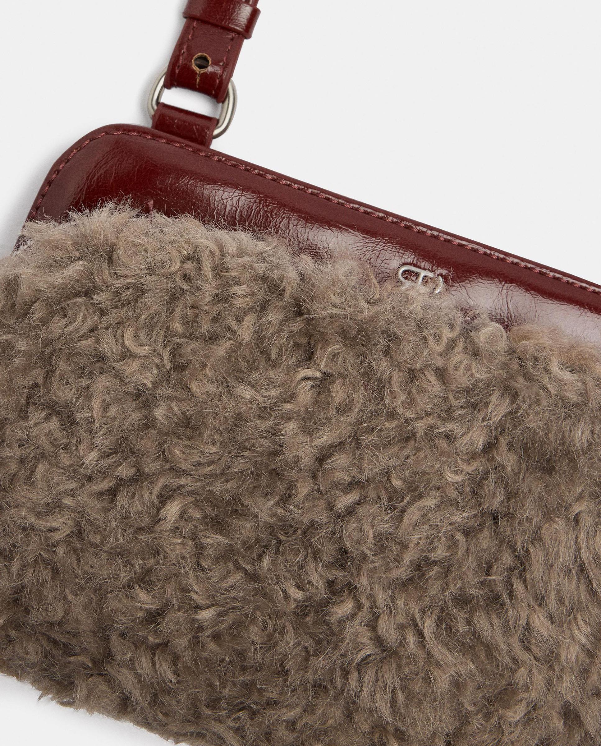 Bolso de mano estilo neceser convertible a bandolera con cierre de cremallera - Parfois - Teja Teja-3