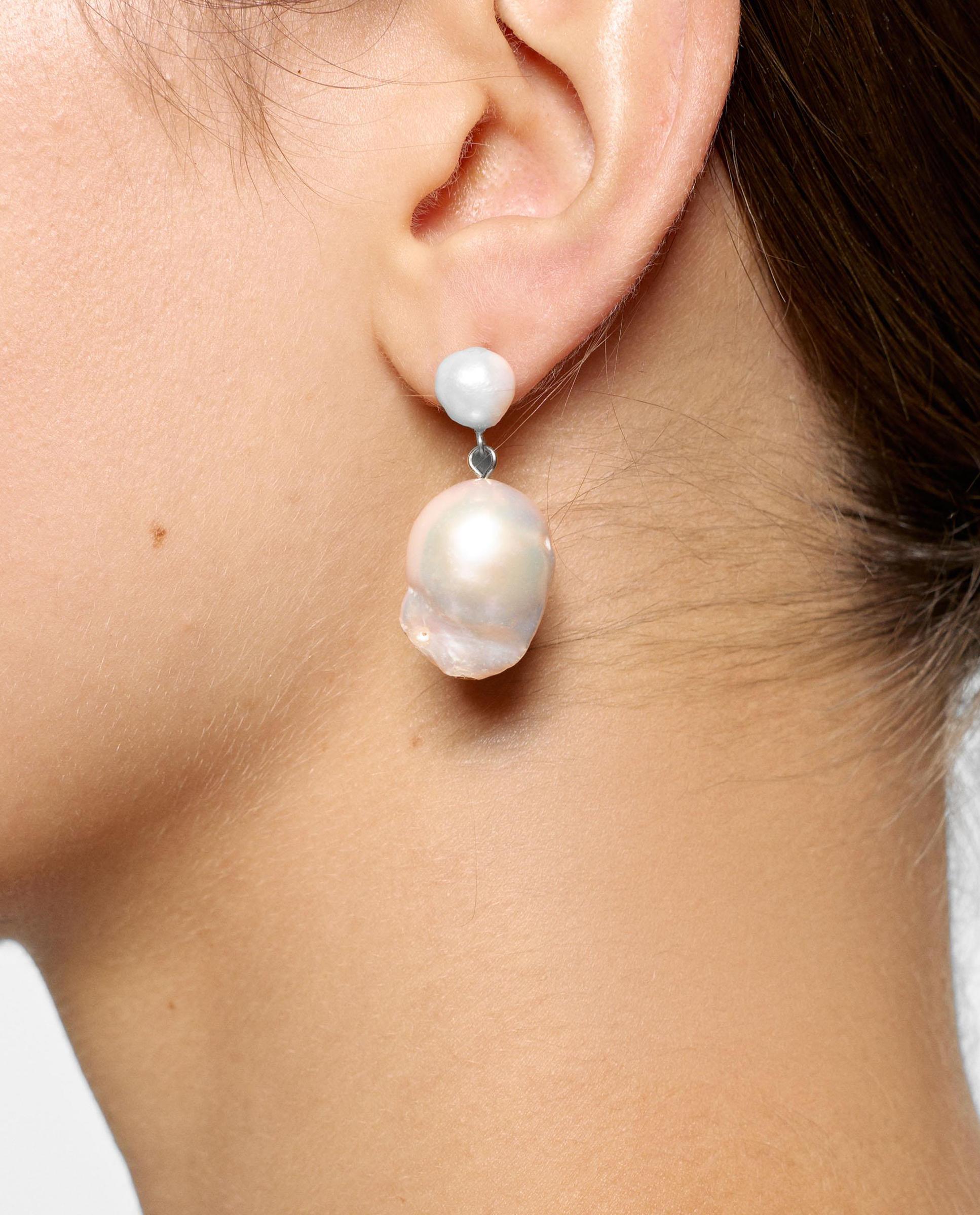 Pendientes con perlas decorativas en liso - Parfois - Blanco Blanco-2