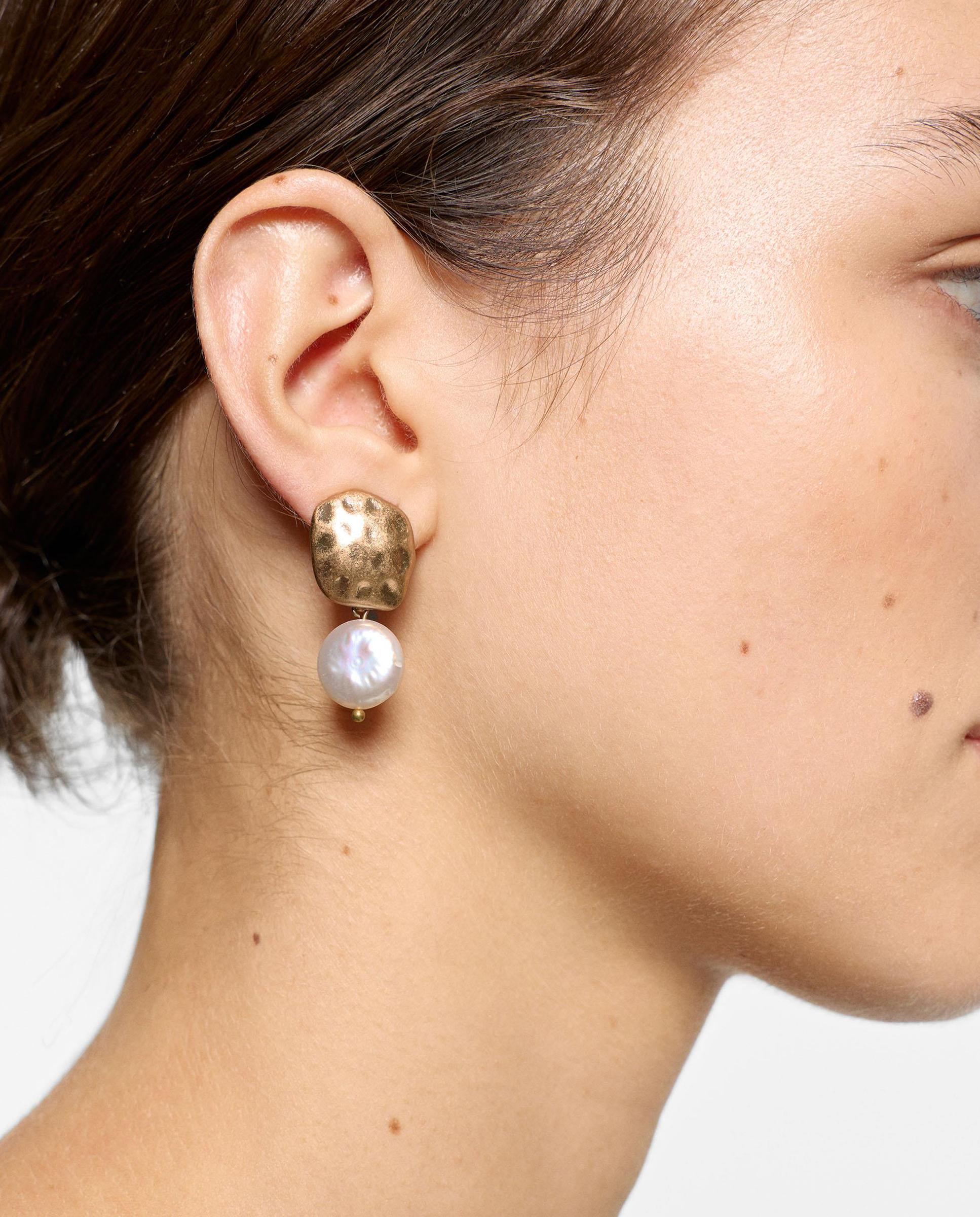 Pendientes con perla decorativa y efecto martillado - Parfois - Blanco Blanco-2