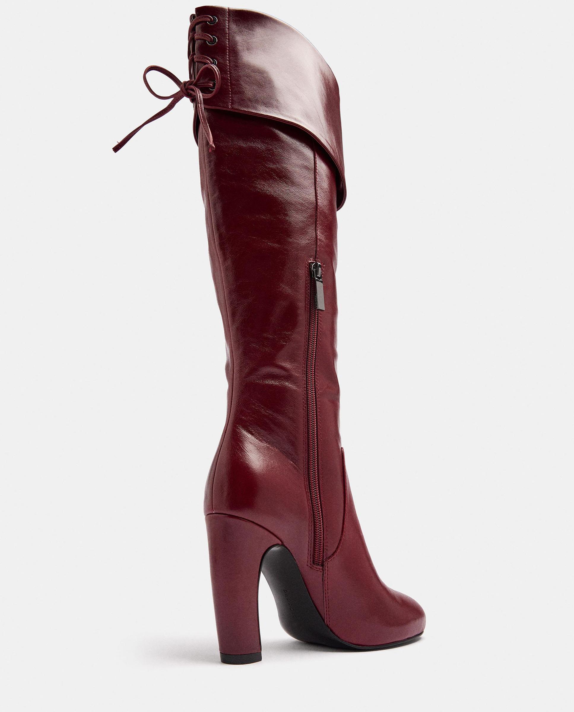 Botas básicas de mujer 100% piel con detalle arrugado en la parte exterior y cierre de cremallera - Parfois - Burdeos Burdeos-4