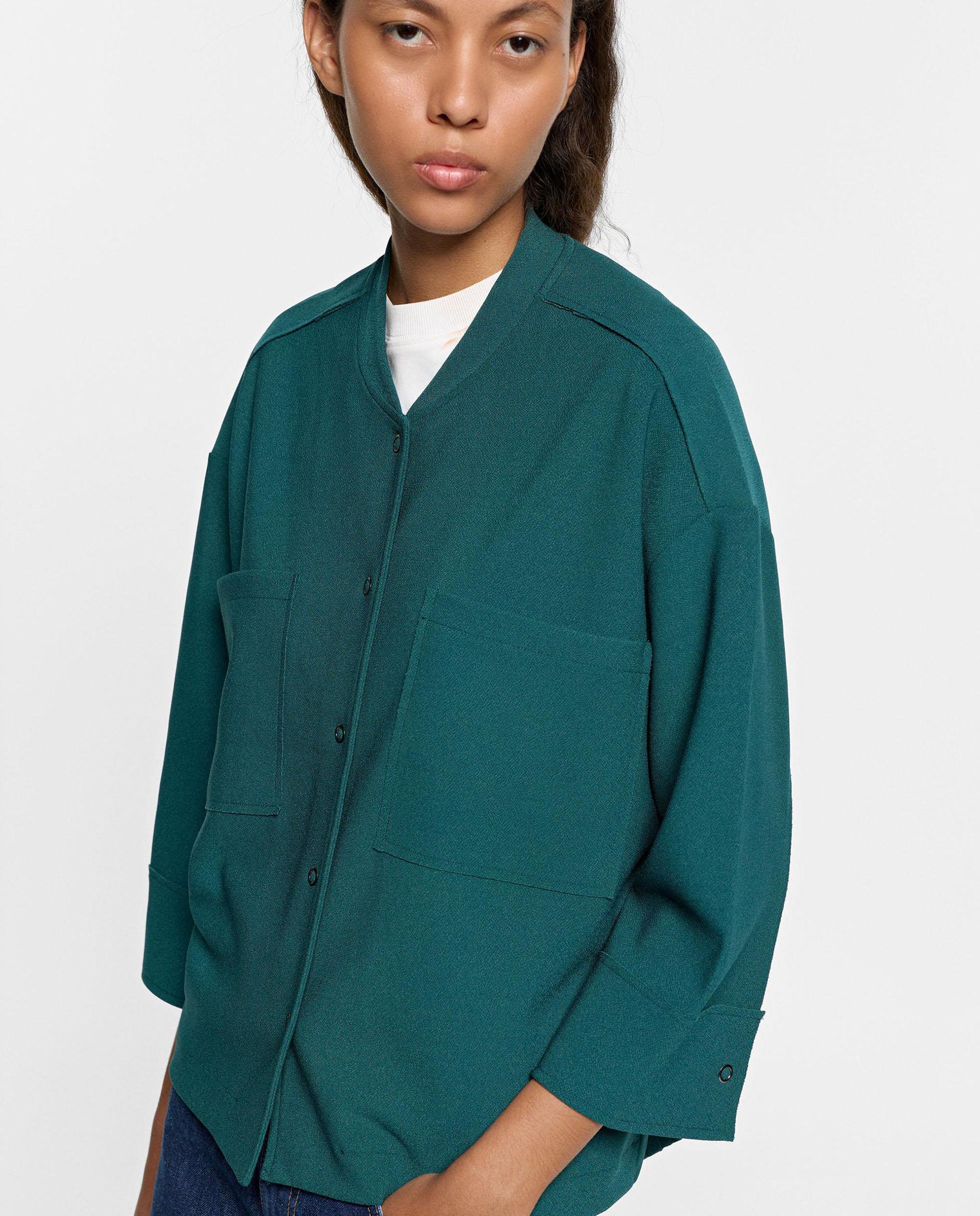 Chaqueta de mujer con botones en liso - Parfois - Verde Agua Verde Agua-1