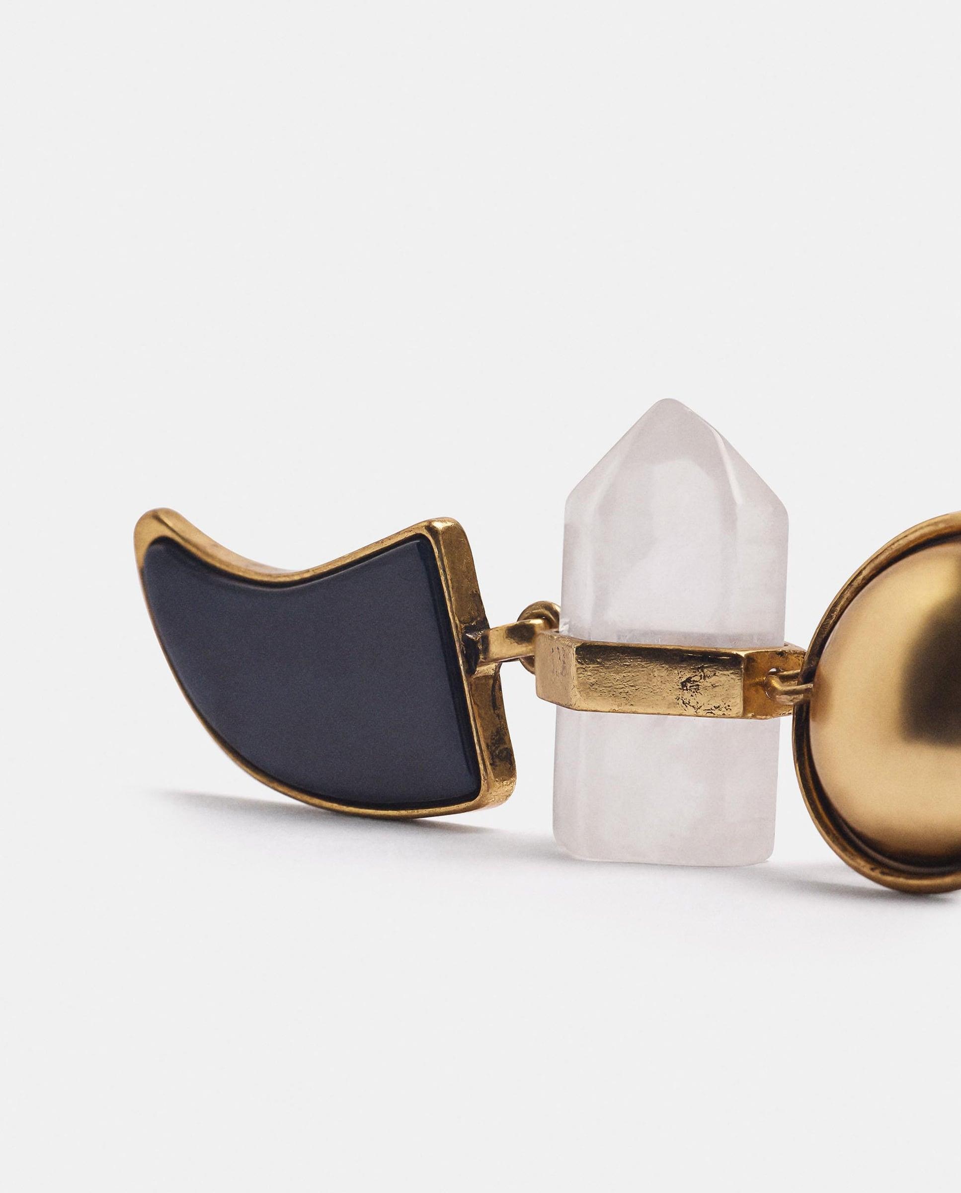 Imagen 2 de Pendientes irregulares con piedra decorativa y colmillo - Parfois - Blanco Blanco