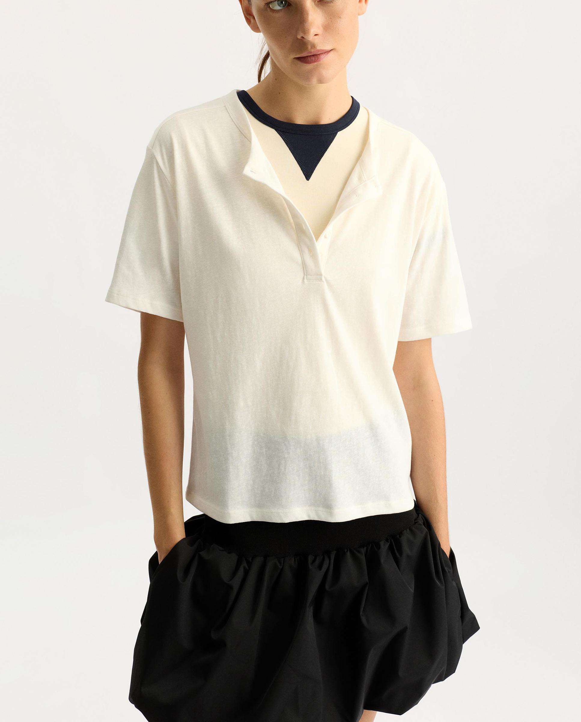 Camiseta de mujer de manga corta con botones frontales - Parfois - Blanco Blanco-2