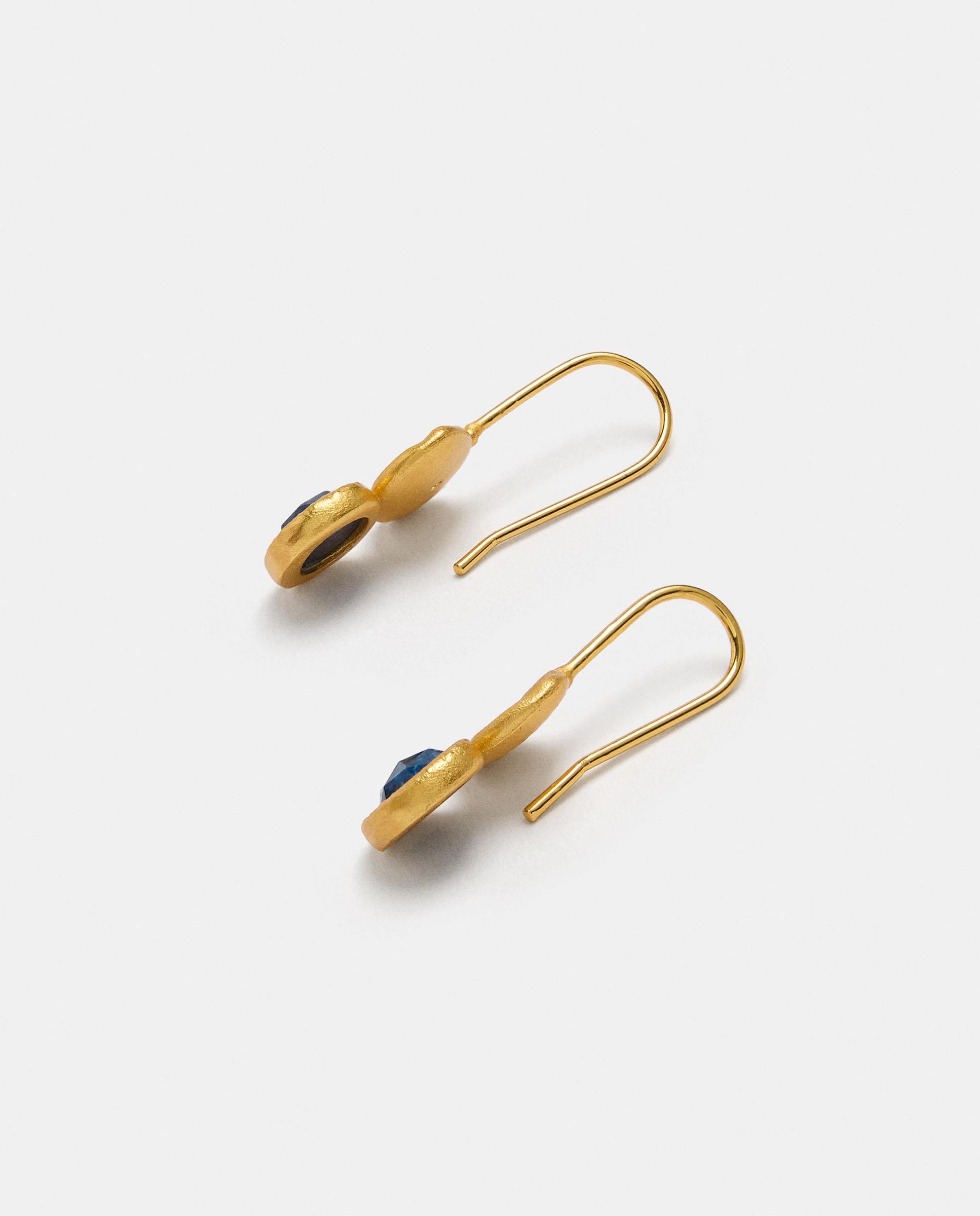 Pendientes bañados en oro de 18 k con detalle de ojo y circonita - Parfois - Azul Azul-3
