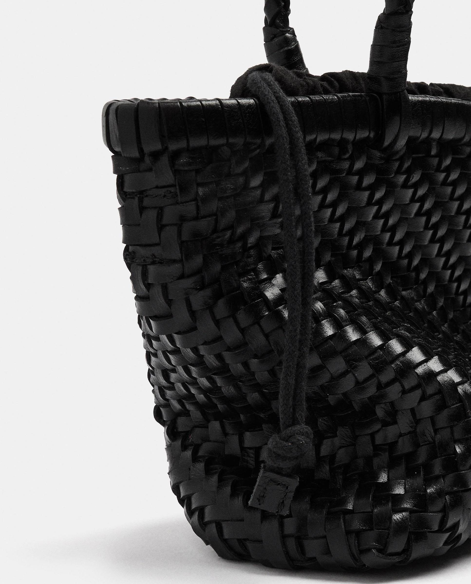 Imagen 4 de Bolso de mano 100% piel trenzado estilo tote convertible a bandolera con cierre de cuerda y neceser extraíble - Parfois - Negro Negro