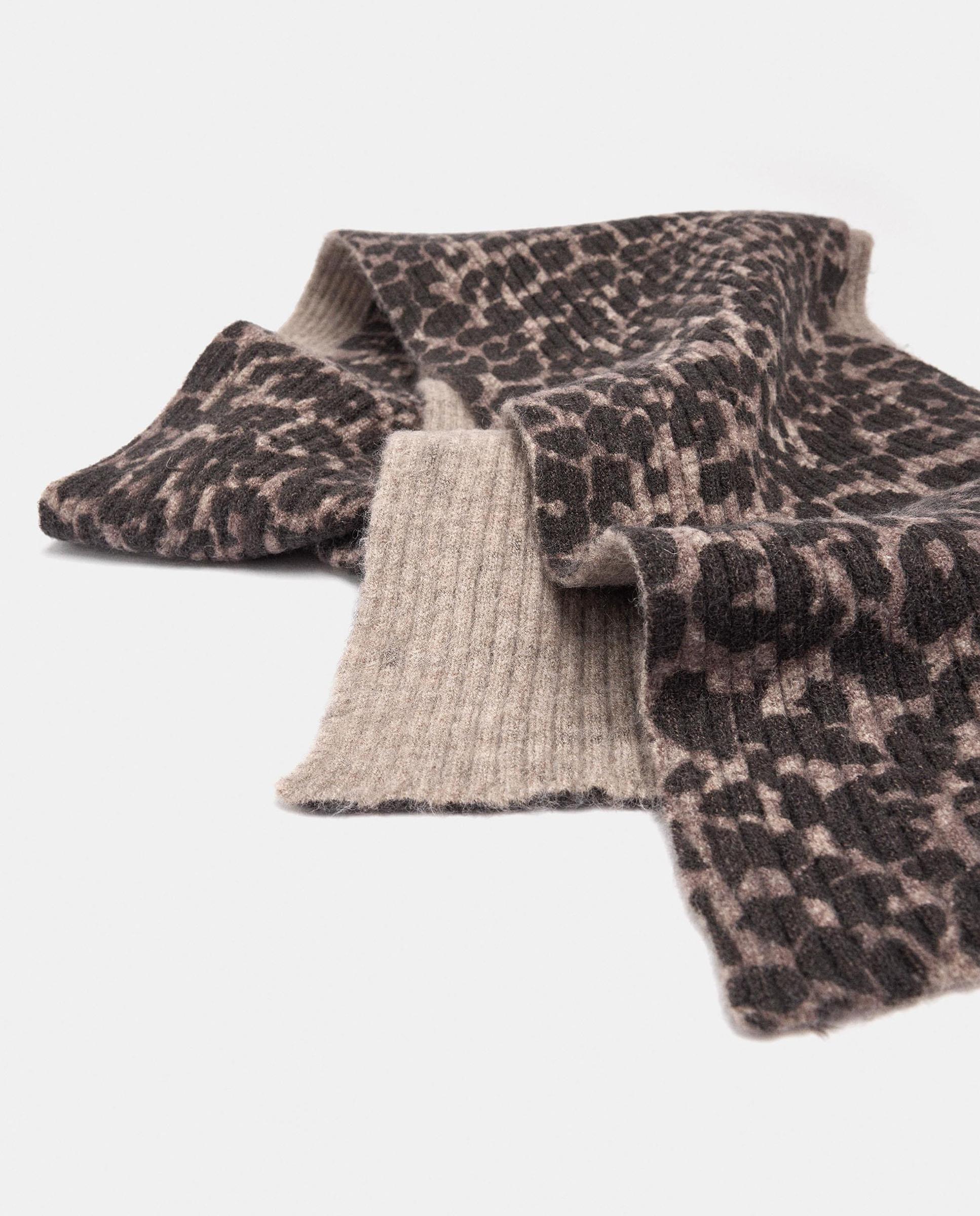 Bufanda 100% lana con estampado animal print - Parfois - Marrón Marrón-2