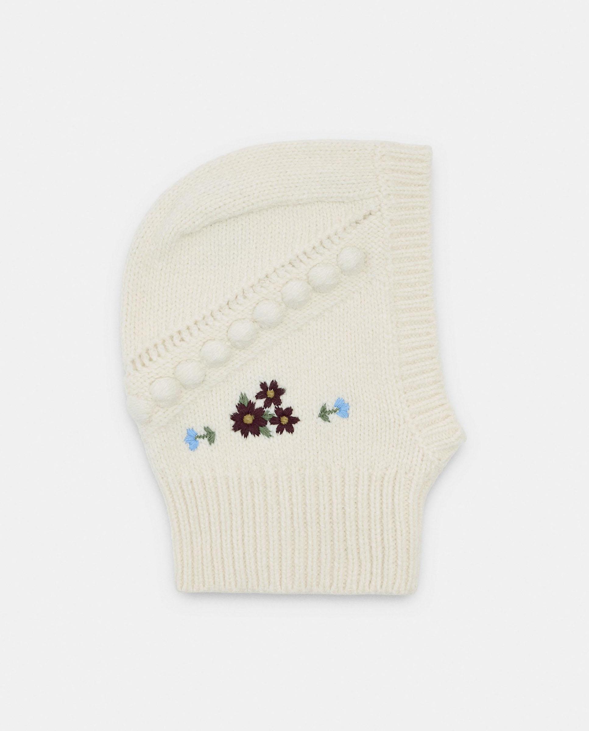 Imagen 4 de Gorro de mujer 100% lana estilo balaclava con bordado floral - Parfois - Crudo Crudo
