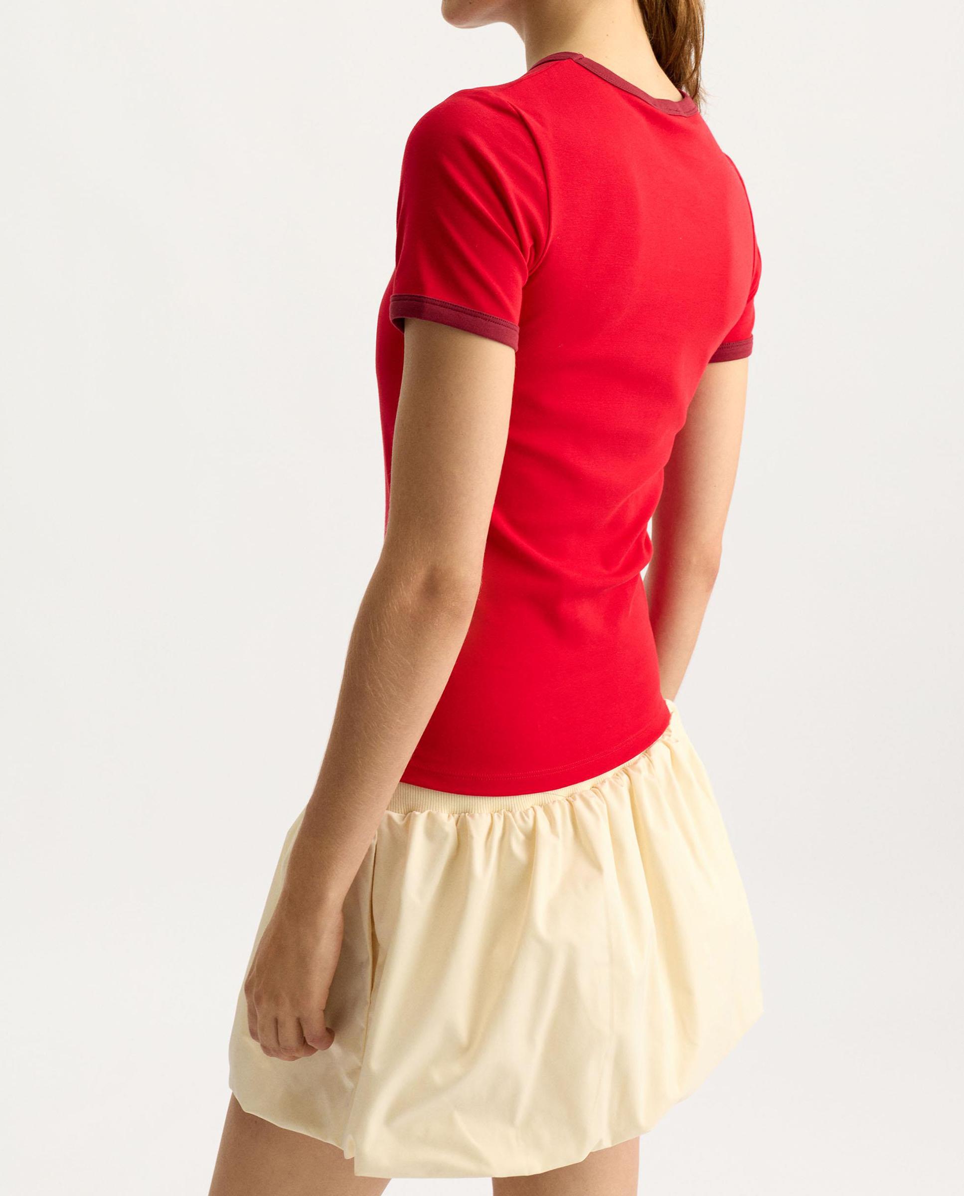 Camiseta de mujer de manga corta con detalles a contraste - Parfois - Rojo Rojo-4