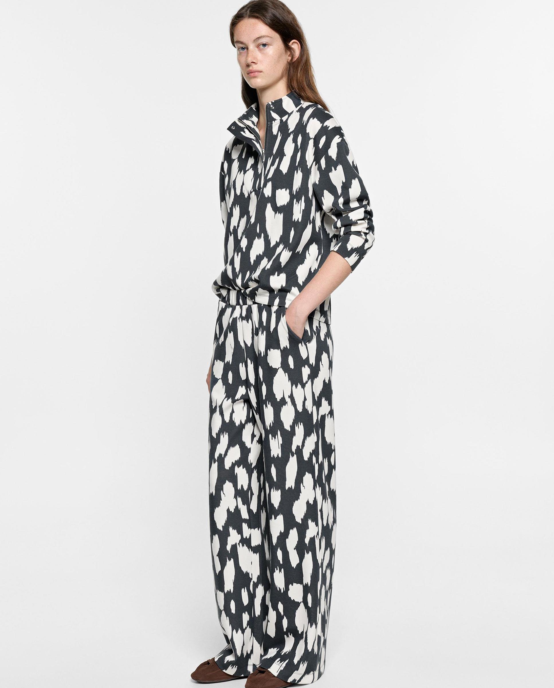 Sudadera de mujer de manga larga con estampado animal print - Parfois - Negro Negro-2