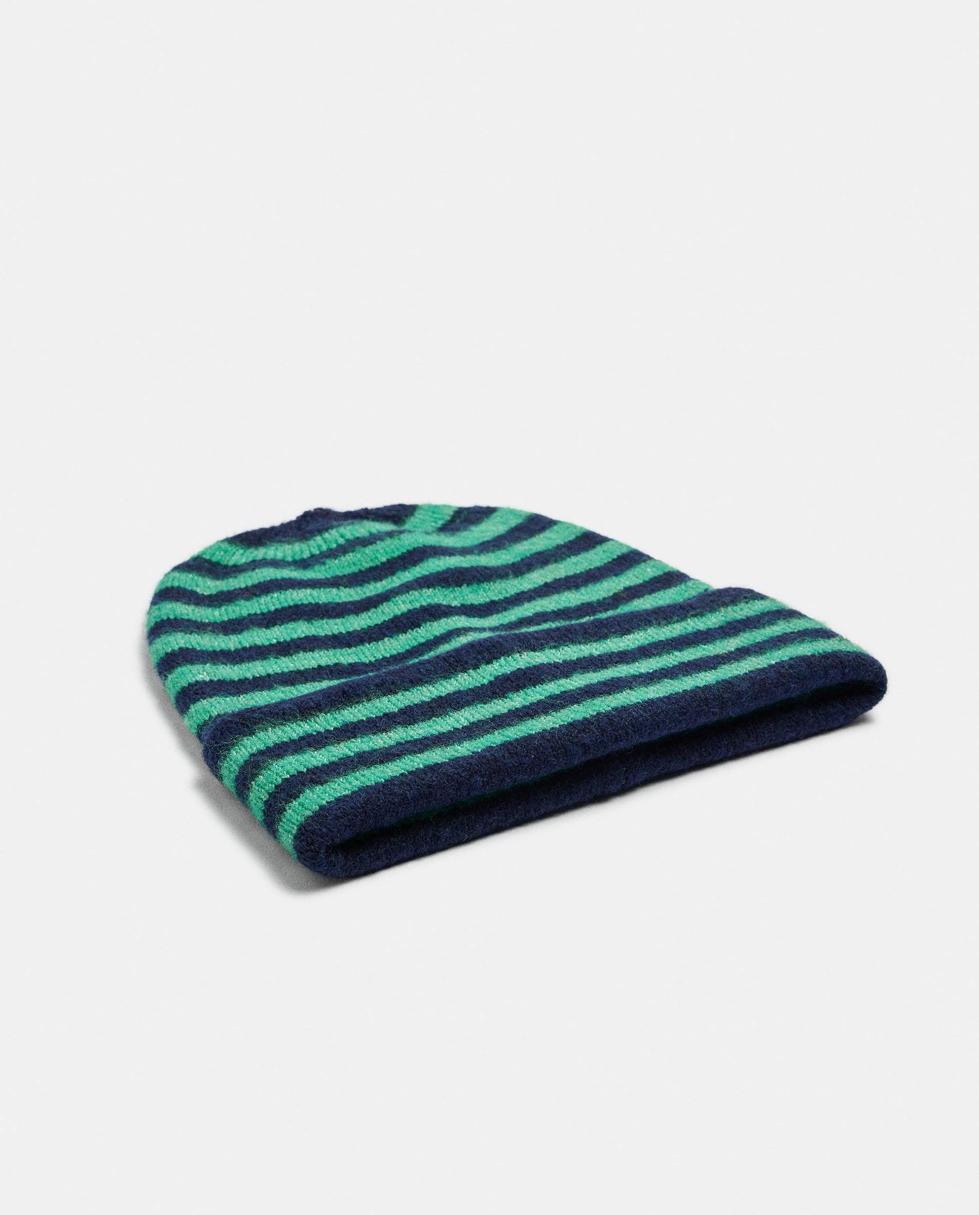 Imagen 4 de Gorro de mujer 100% lana con estampado de rayas - Parfois - Verde Verde