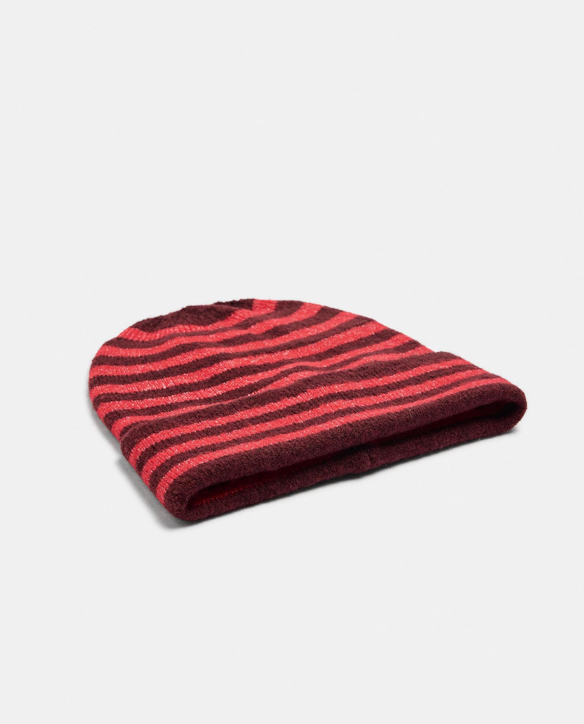 Imagen 2 de Gorro de mujer 100% lana con estampado de rayas - Parfois - Rojo Rojo