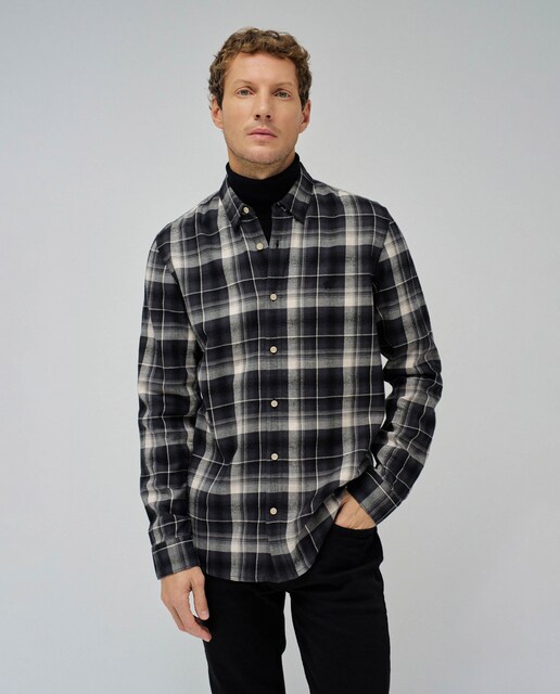 Imagen 0 de Camisa de hombre de cuadros