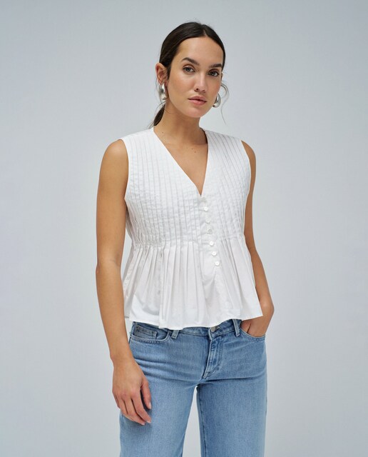 Imagen 0 de Blusa de mujer plisada sin mangas