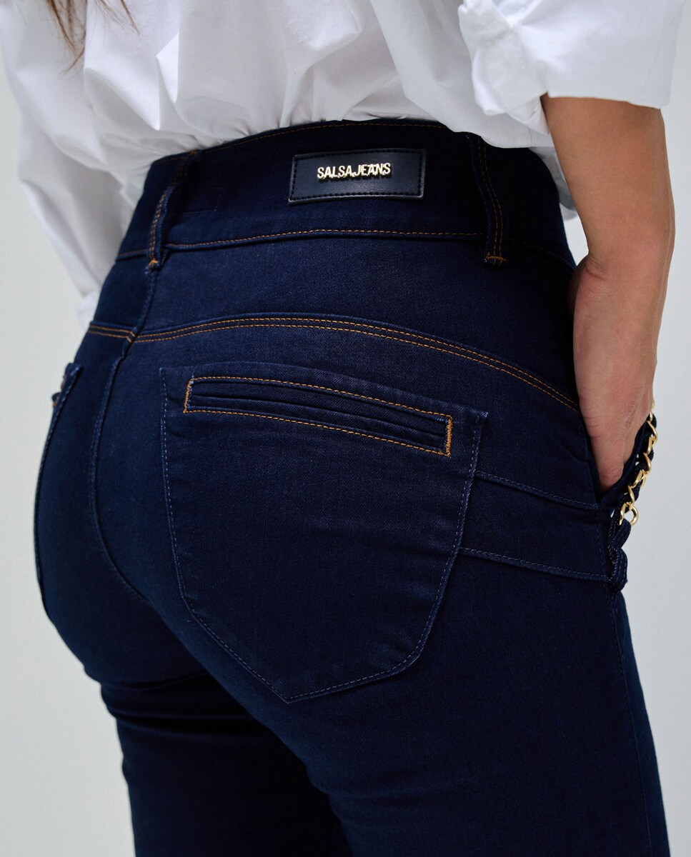 Pantalón de mujer Secret Chino en denim con detalle de cadenas
