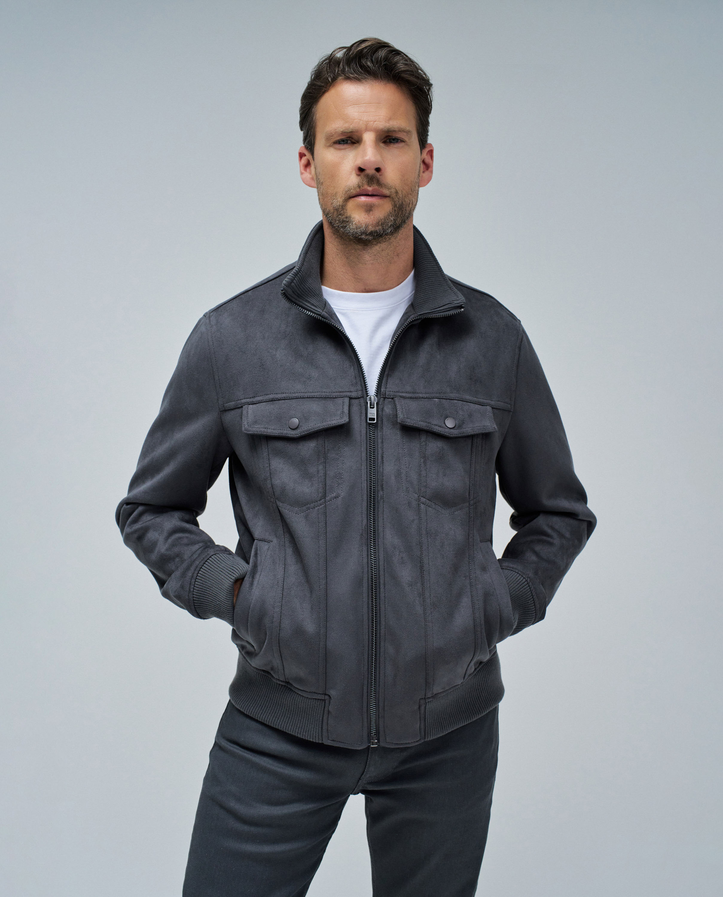 Imagen 0 de Chaqueta de hombre bomber de ante Gris