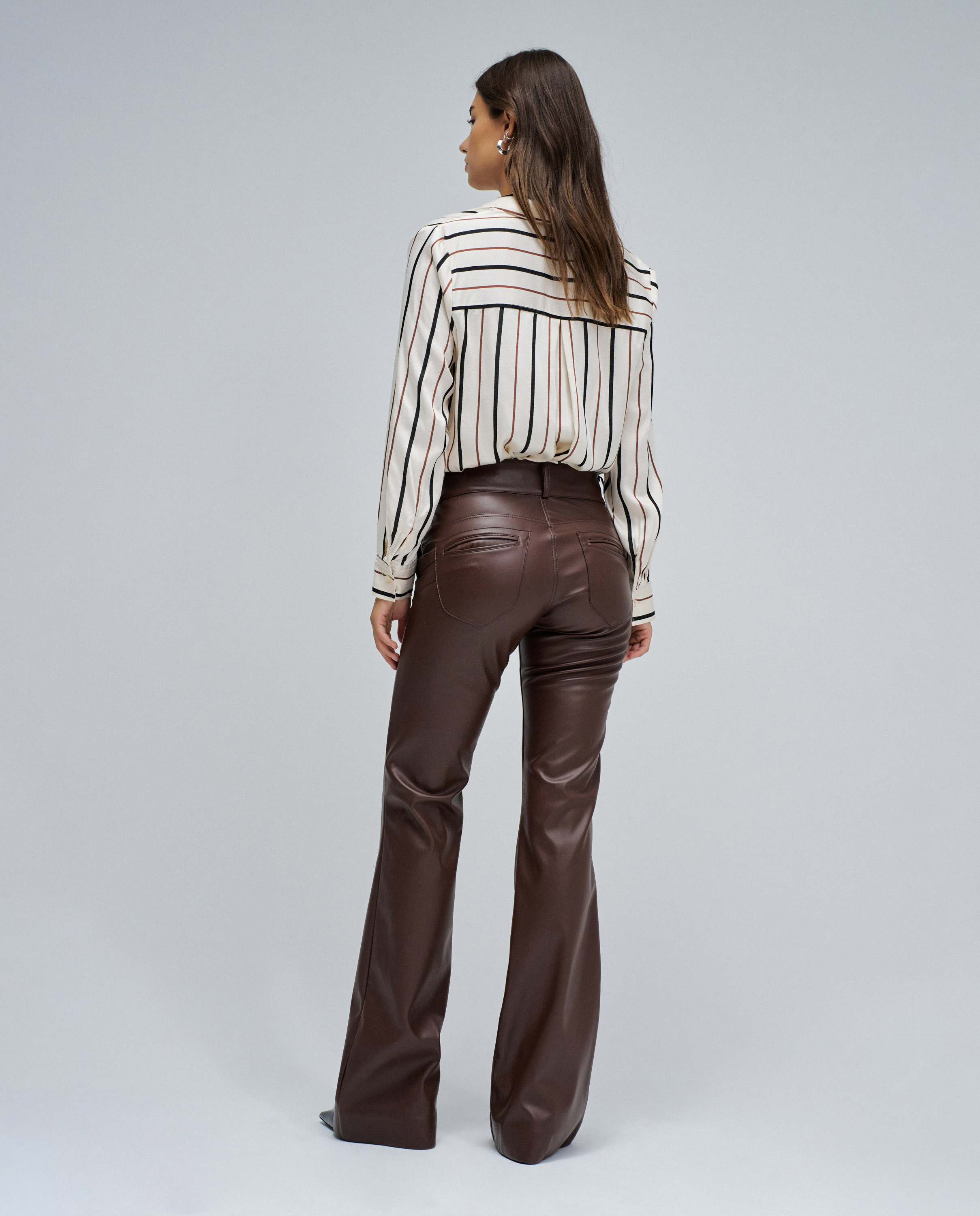 Pantalones secret de mujer chino push in flare efecto piel - Salsa Jeans - Marrón oscuro Marrón oscuro-3