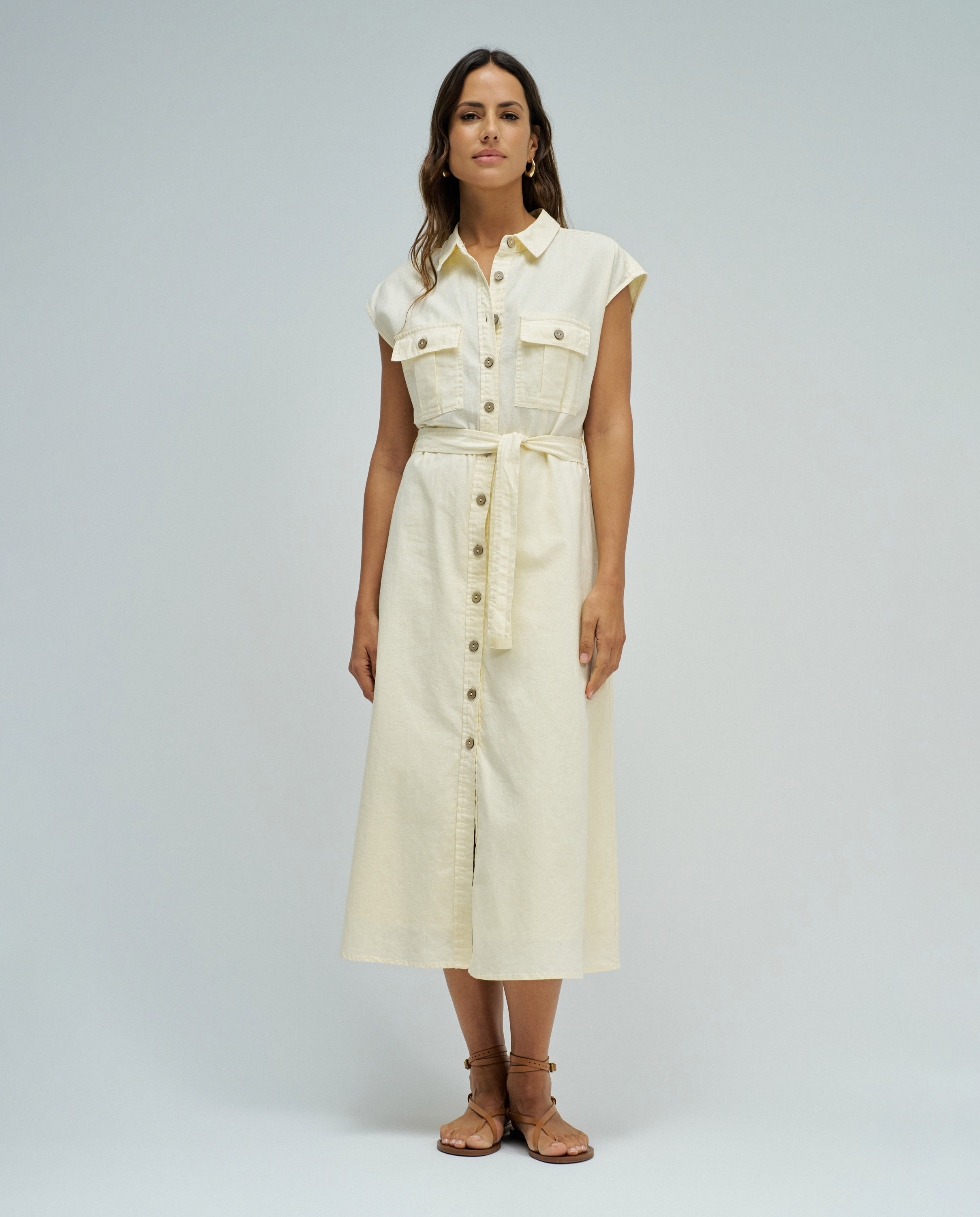 Vestido midi con lino de mujer