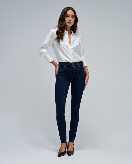 Imagen 0 de Vaqueros de mujer secret chino push in skinny