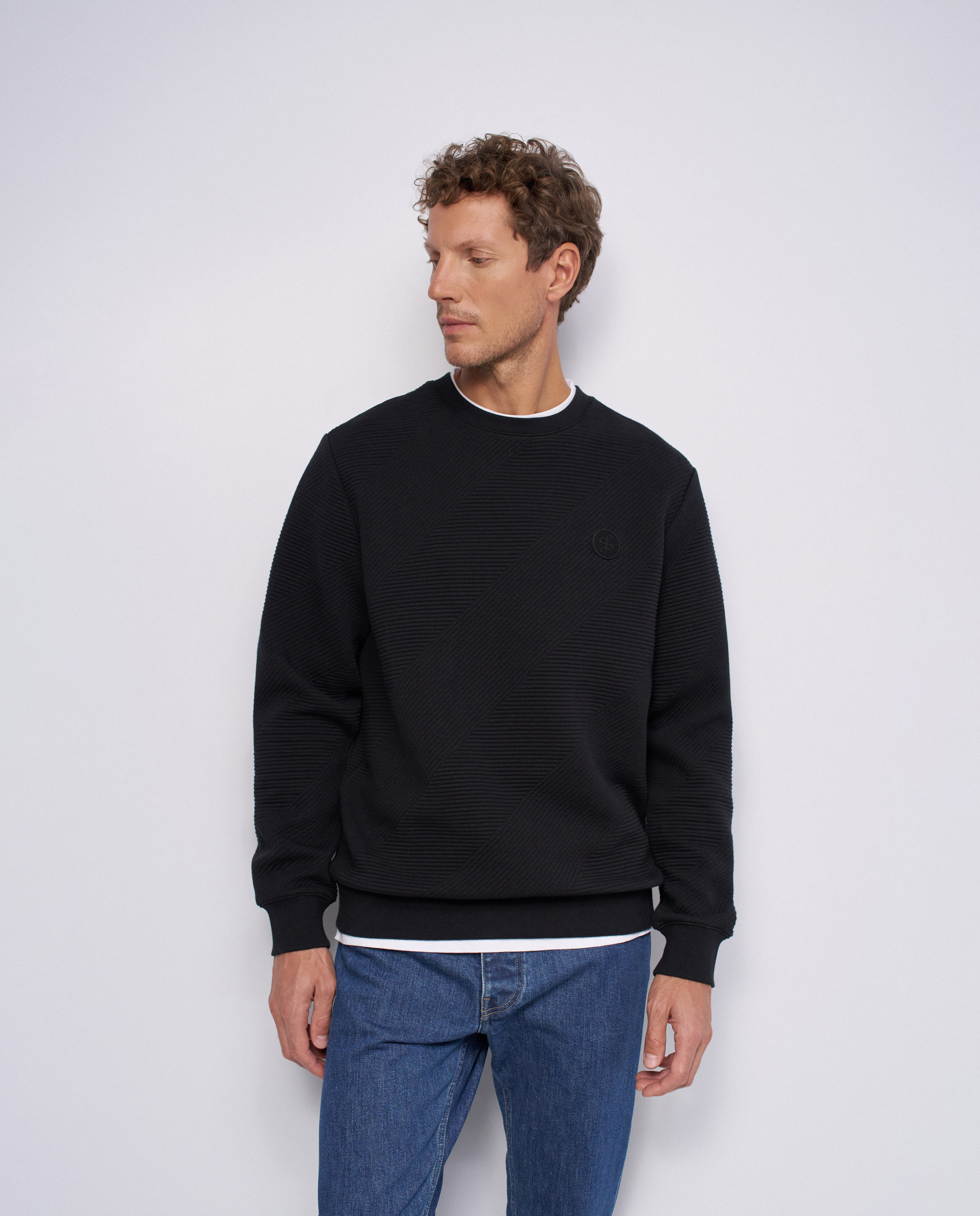 Imagen 1 de Sudadera con relieve de hombre Negro
