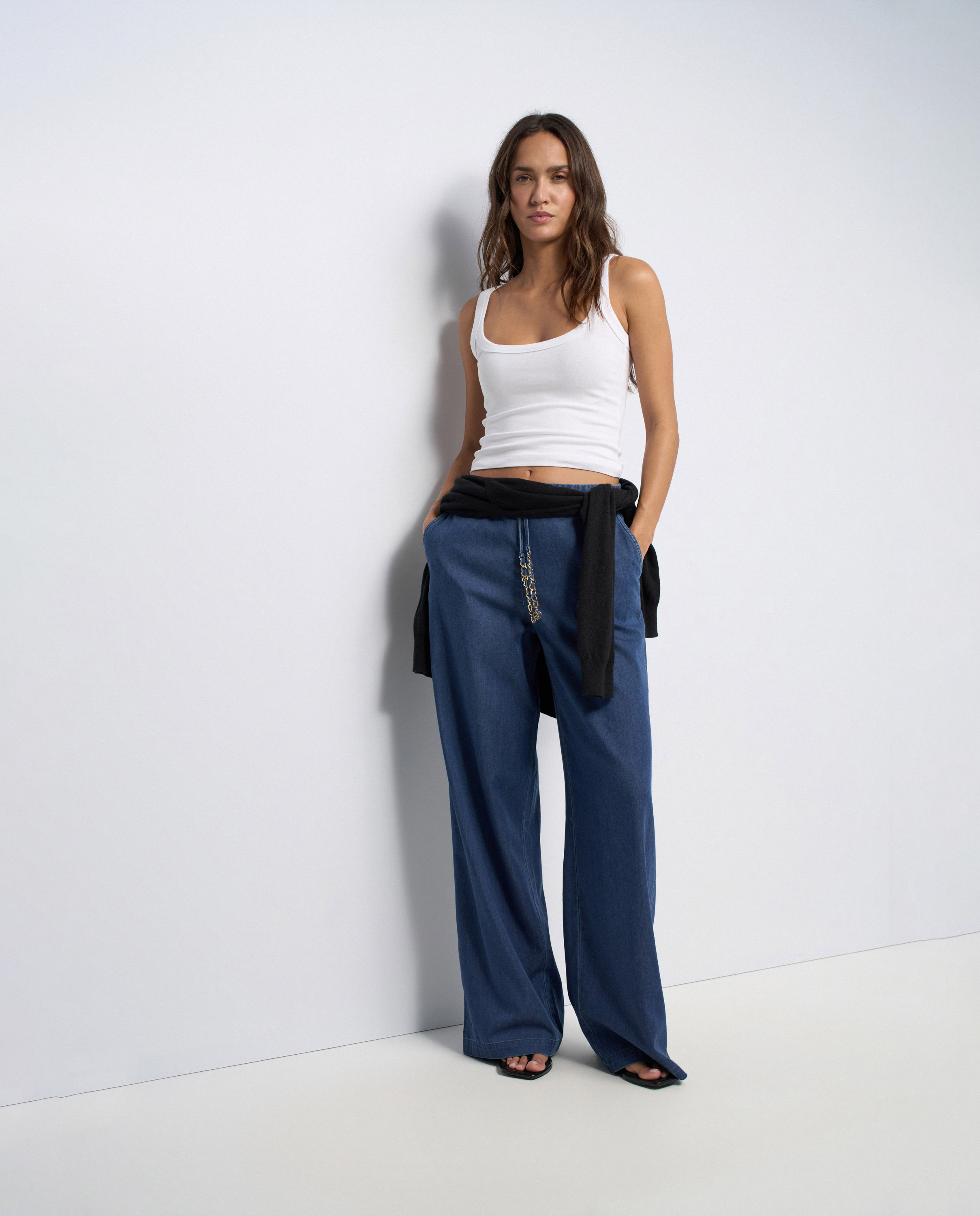 Salsa Jeans - Pantalones joggers en lightdenim con pierna wide de mujer.