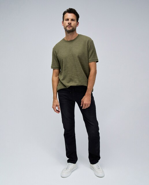 Imagen 0 de Pantalón jogger de hombre en color negro