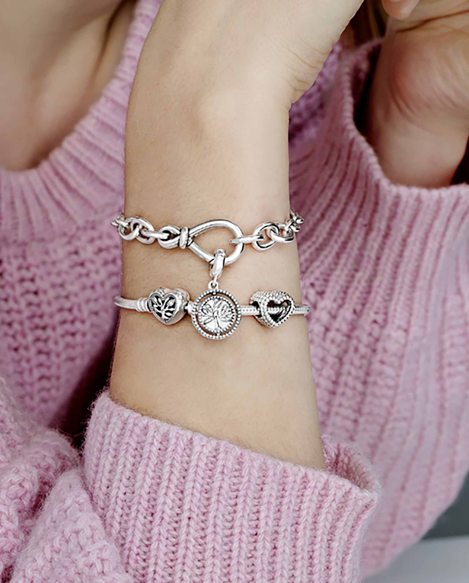 Imagen 3 de Pulsera Cadena de Serpiente con Cierre de Corazón Familiar - PANDORA - Blanco Blanco