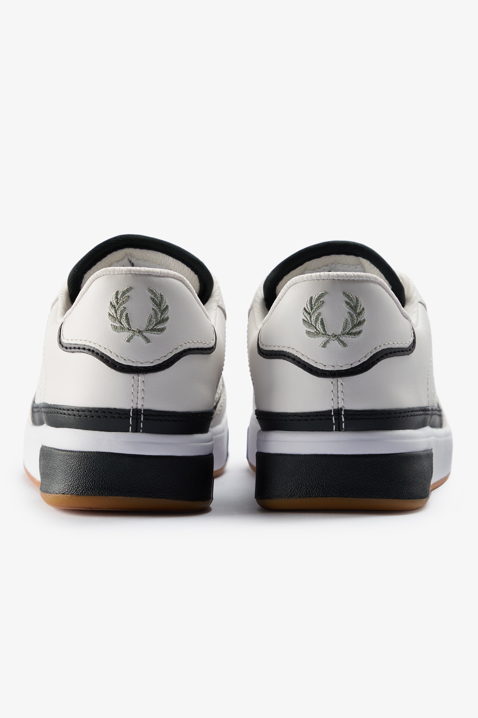 Sapatilhas Unisexo 'B300' em pele Fred Perry Branco-5