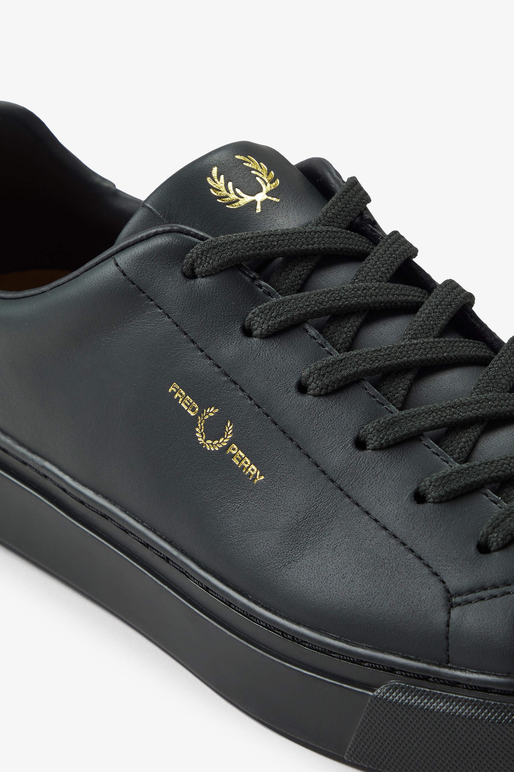 Sapatilhas unisexo 'B71' em pele Fred Perry Verde-escuro-6