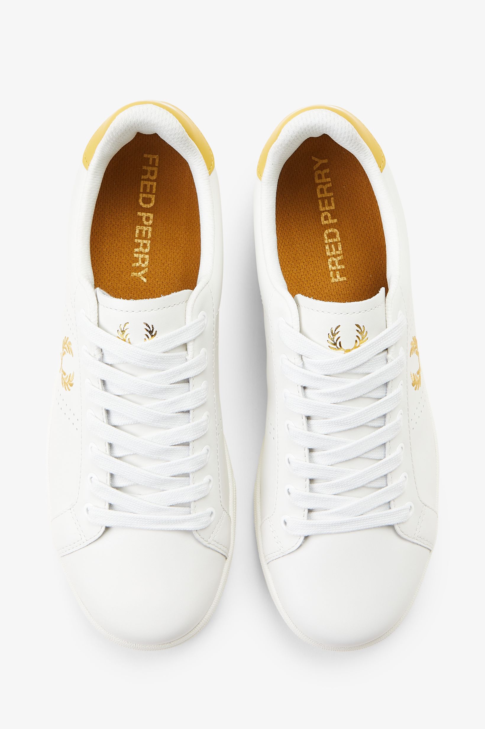 Sapatilhas Unisexo 'B721' em pele Fred Perry Creme-2