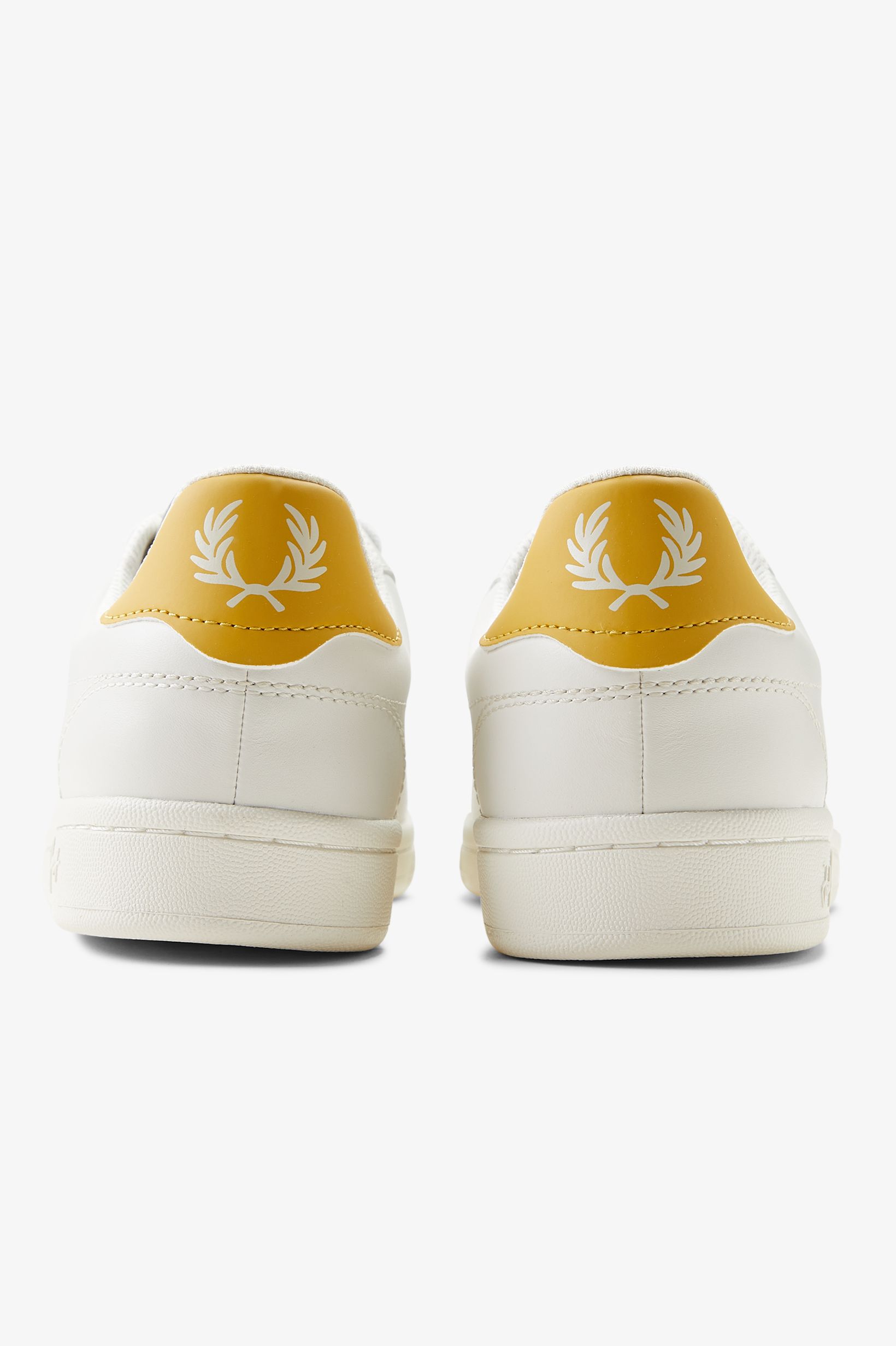 Sapatilhas Unisexo 'B721' em pele Fred Perry Creme-5