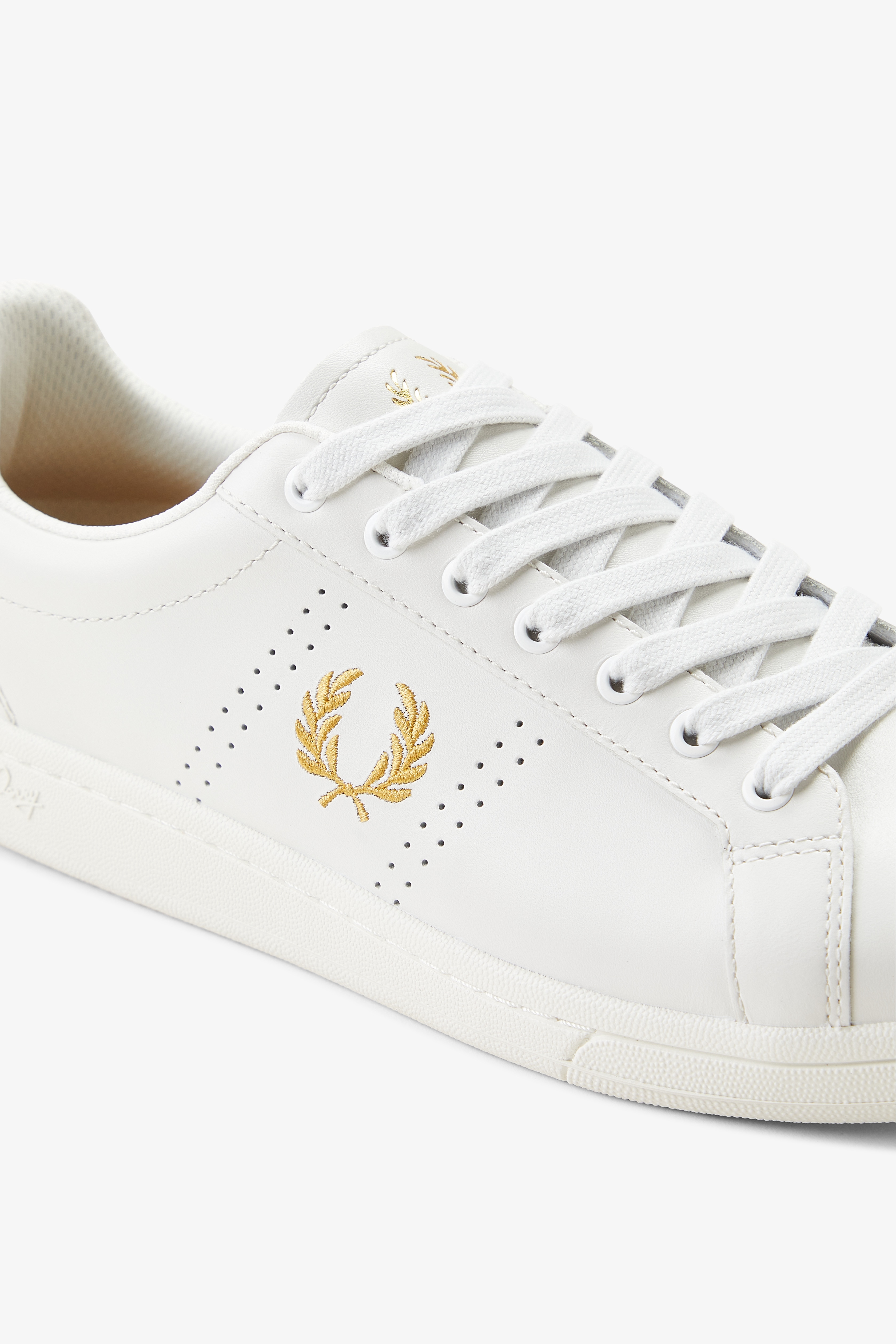 Sapatilhas Unisexo 'B721' em pele Fred Perry Creme-6