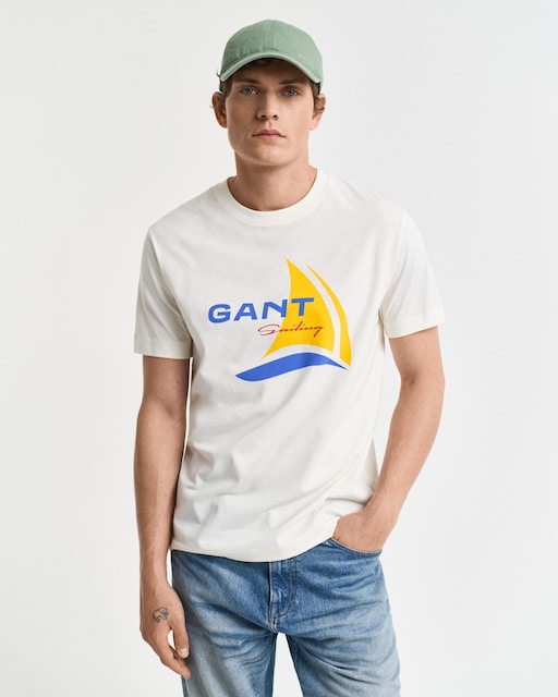 Camiseta de hombre de manga corta y grafico en el pecho