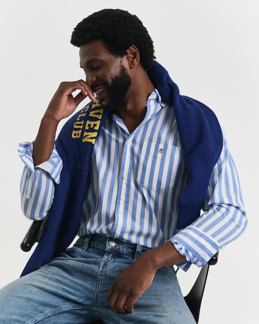 Imagen 0 de Camisa de hombre con diseño re rayas y bordado Gant en el bolsillo del pecho