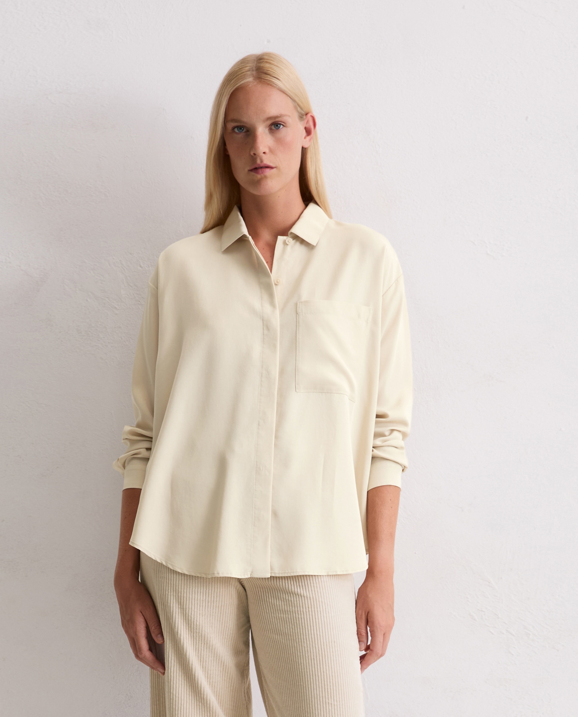 Imagen 0 de Blusa de mujer regular fabricado con TENCEL Lyocell