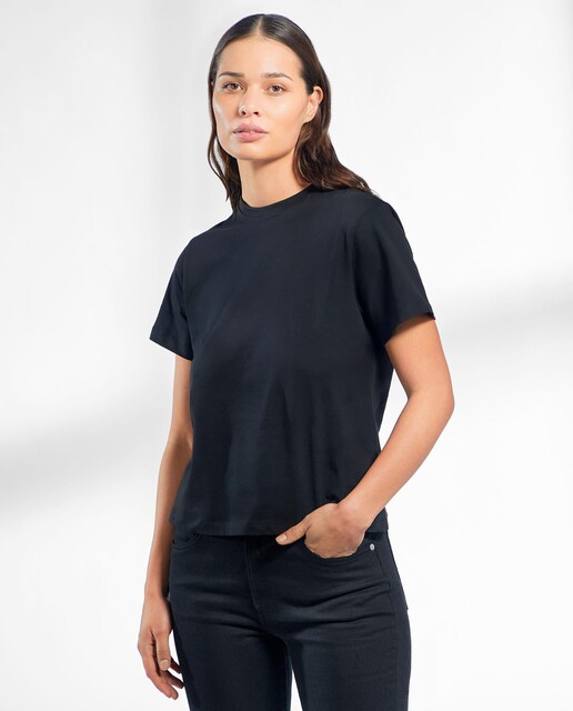 Imagen 0 de Camiseta de mujer de 100% algodón orgánico de manga corta y cuello redondo