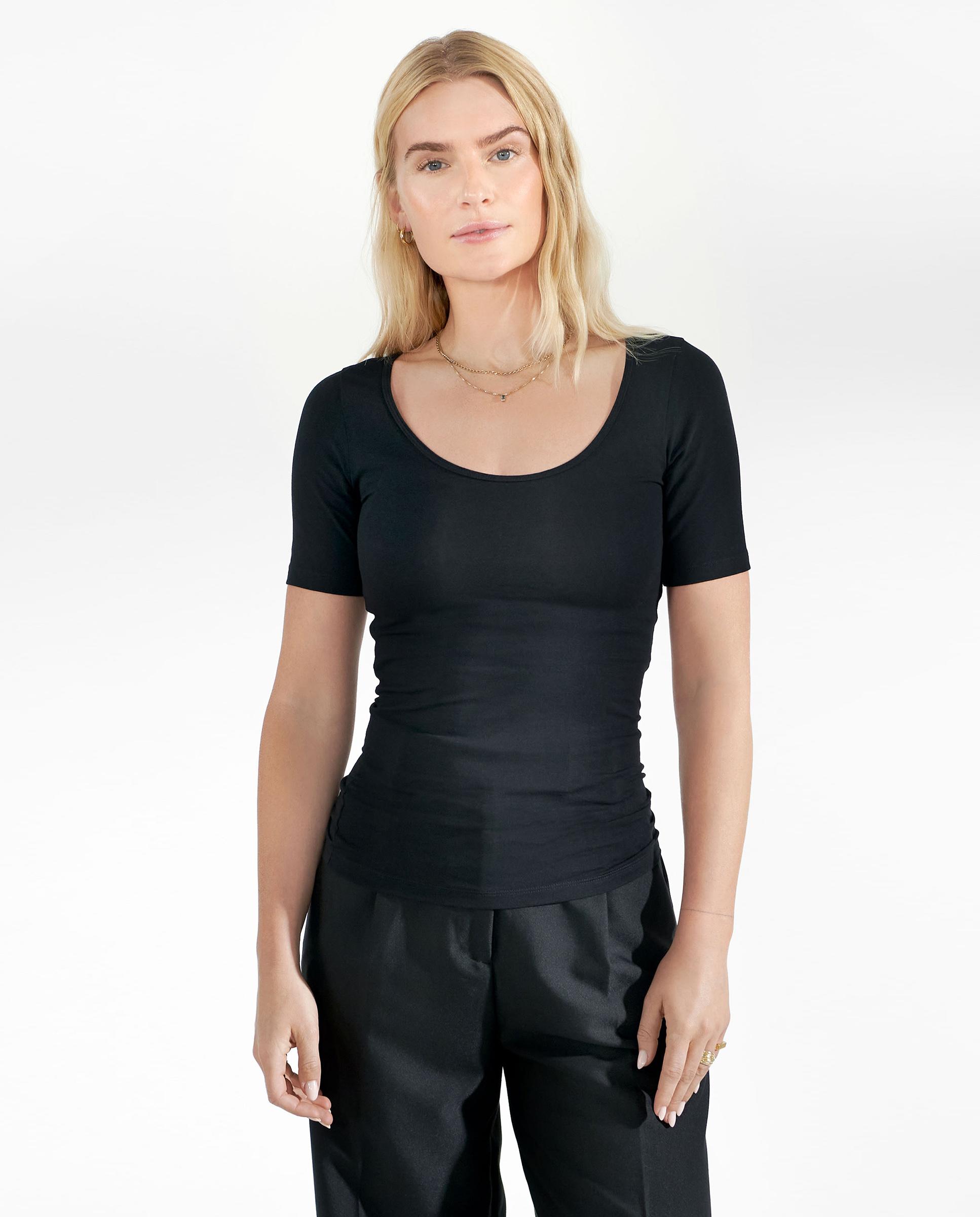 Camiseta de mujer ajustada de algodón orgánico - Bread & Boxers - Negro Negro-1